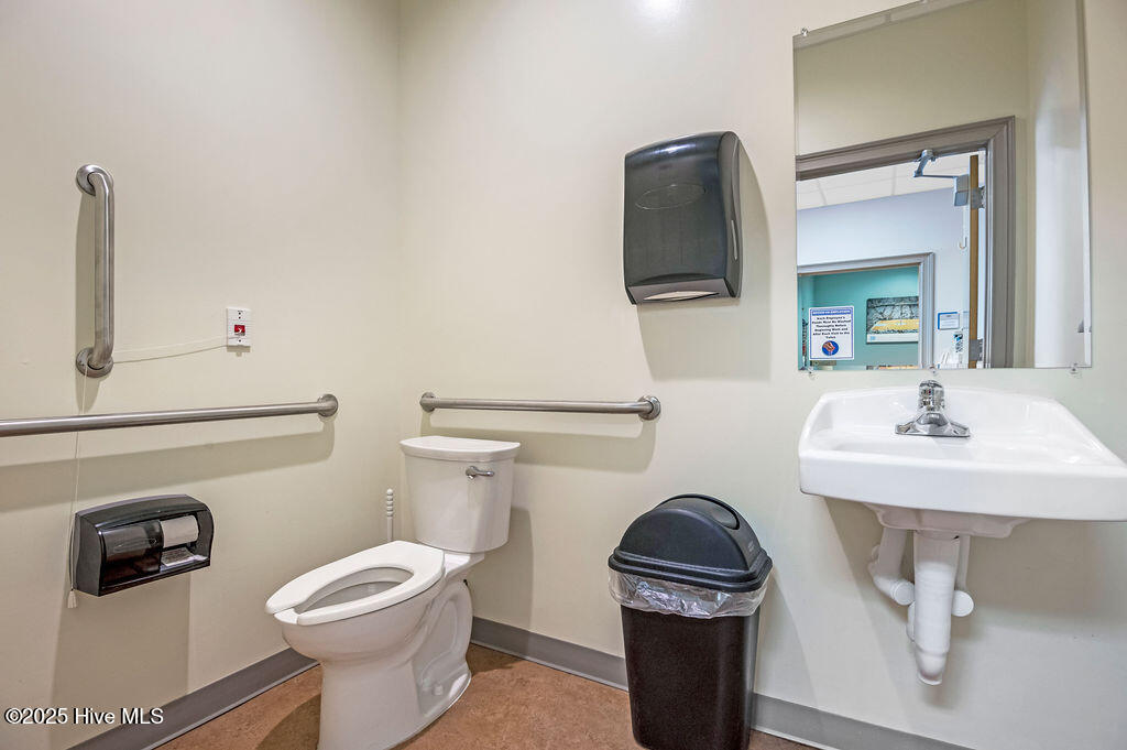 4275 Western Boulevard, Jacksonville, NC, 28546