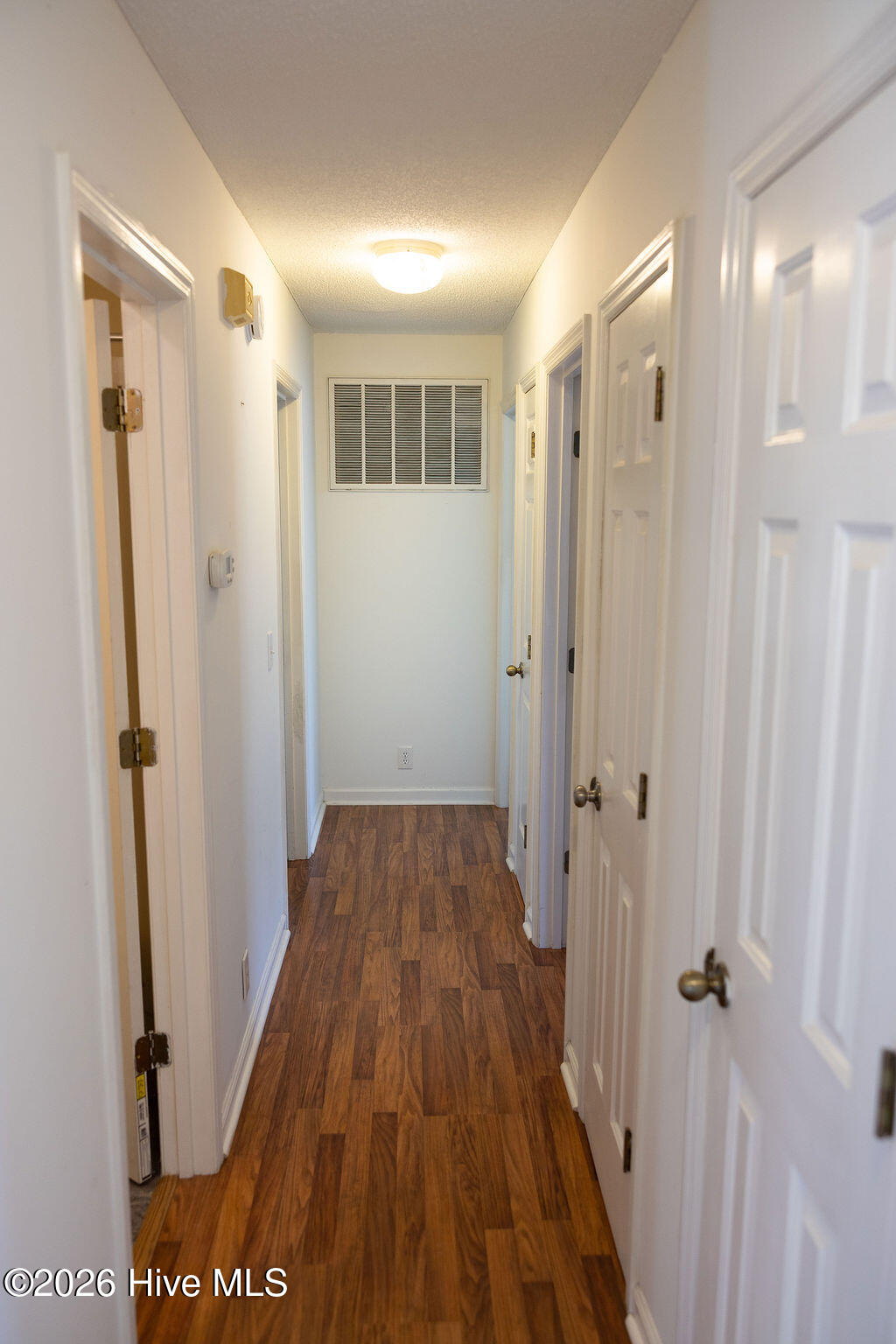 100545558 | Photo 12