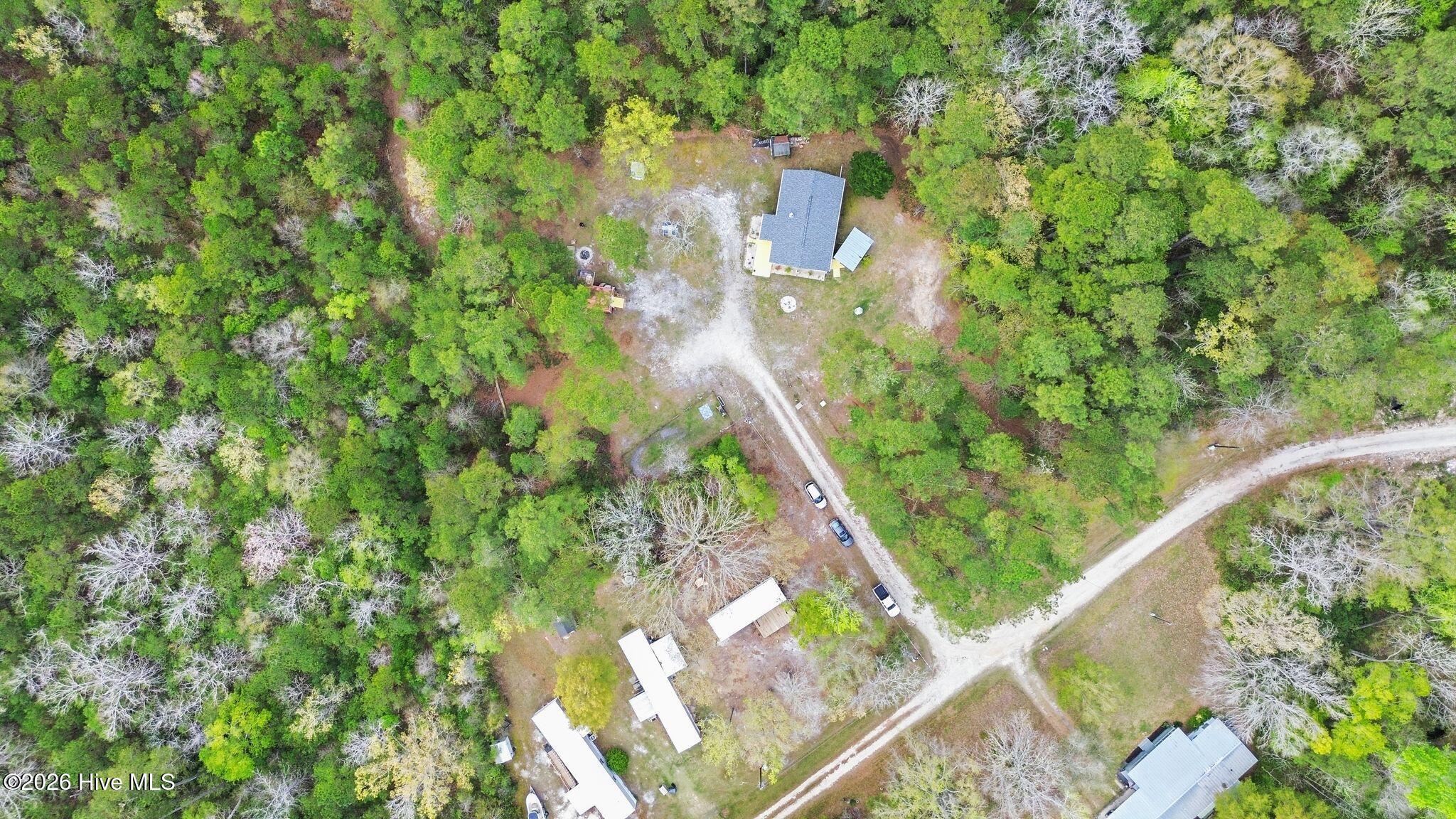 100565168 | Photo 42