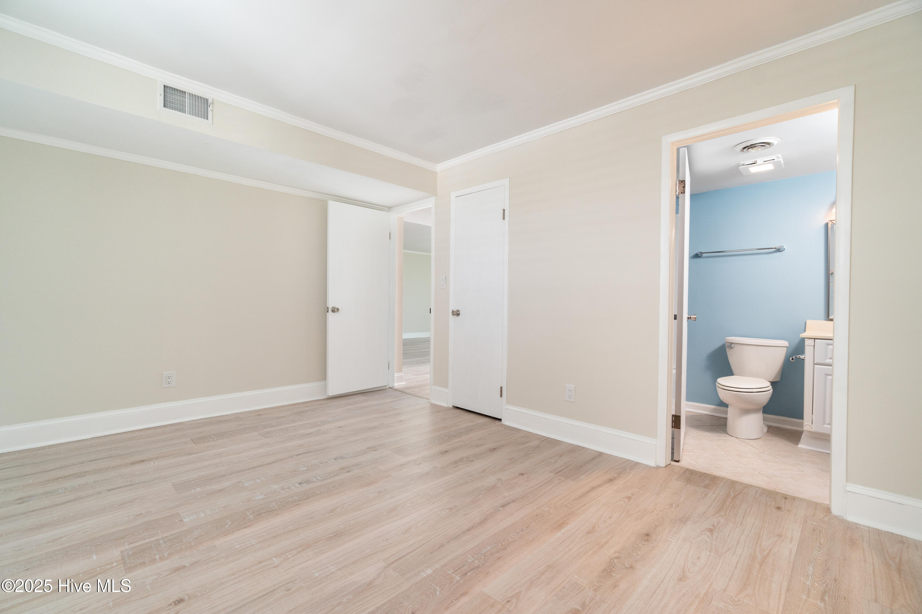 2305 W Fort Macon Road UNIT 207, Atlantic Beach, NC, 28512