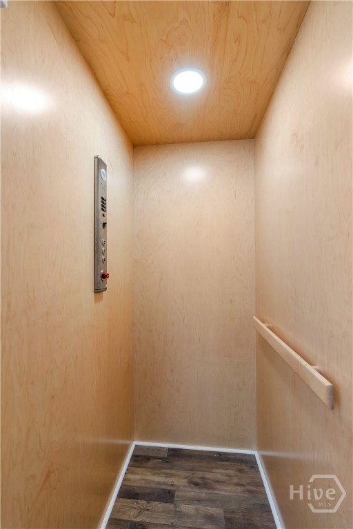 Elevator (Hallway)