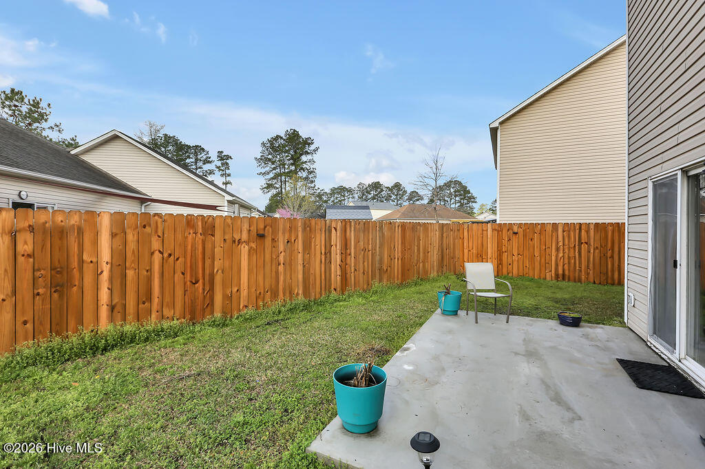 100558942 | Photo 22