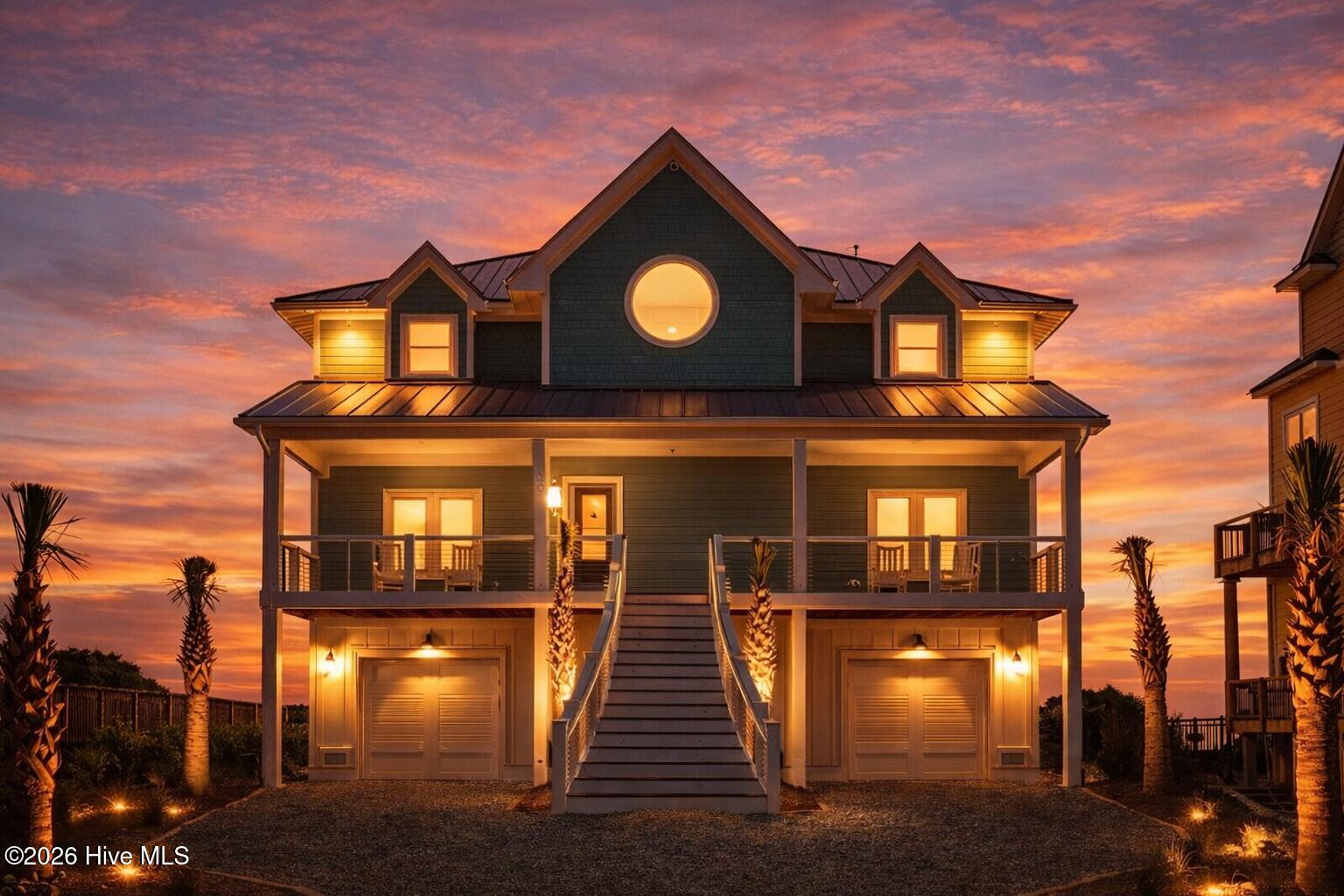 100508302 | Photo 56