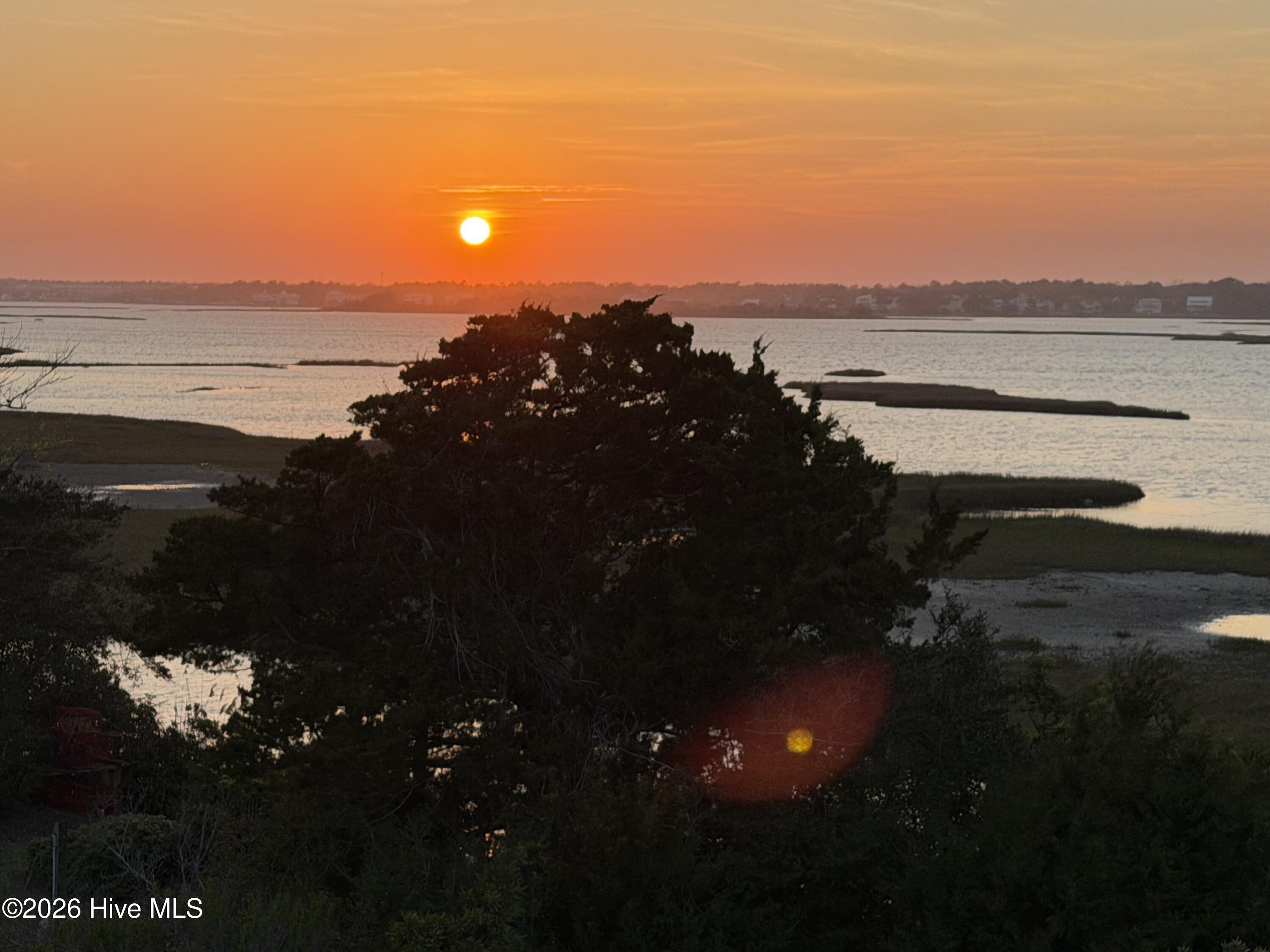 100564861 | Photo 57