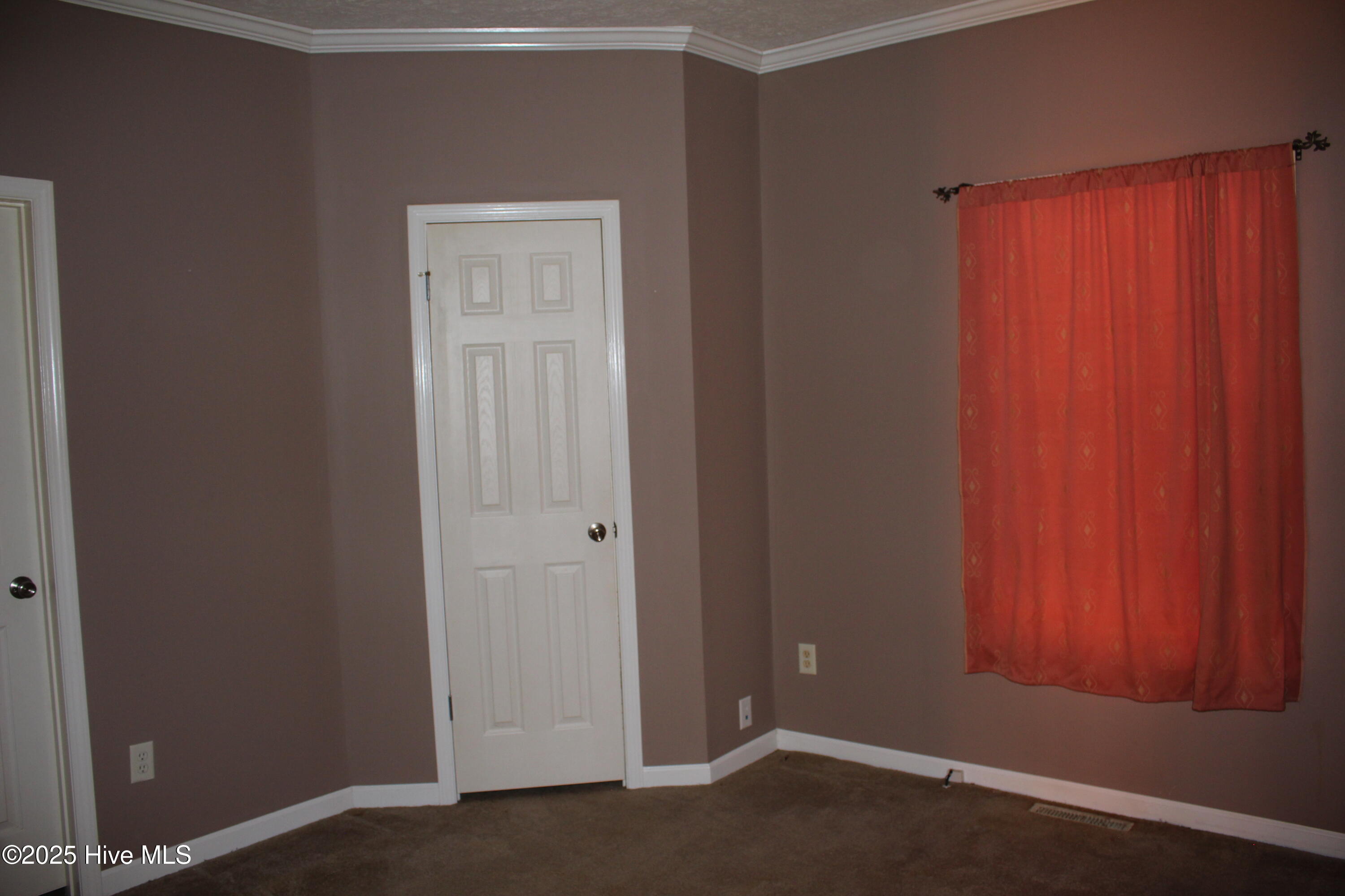 152 Meadowlark Lane,Newport