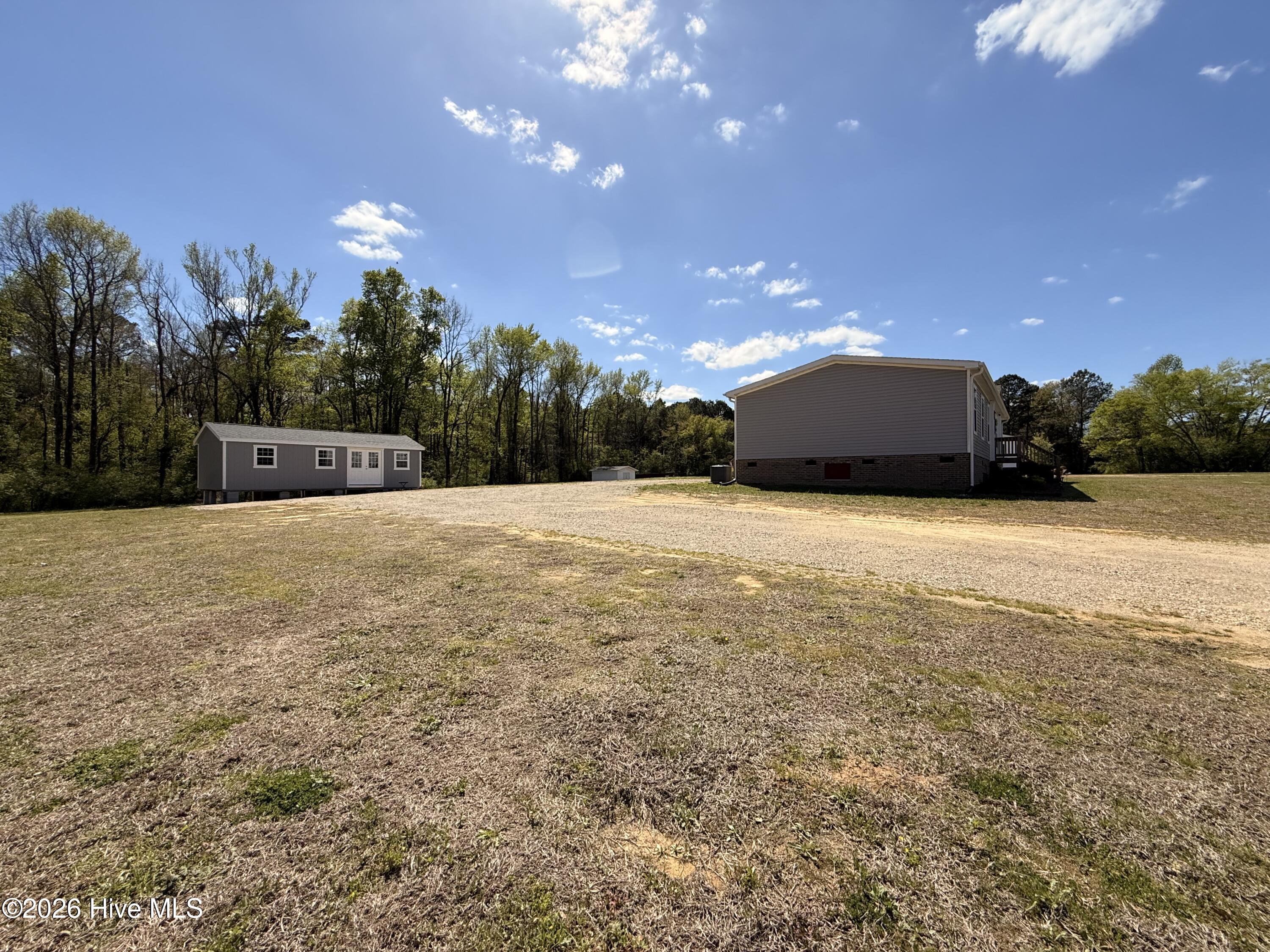 3rd image of 1413 White Oak Rd, Four Oaks, NC 27524 | MLS# 100596968