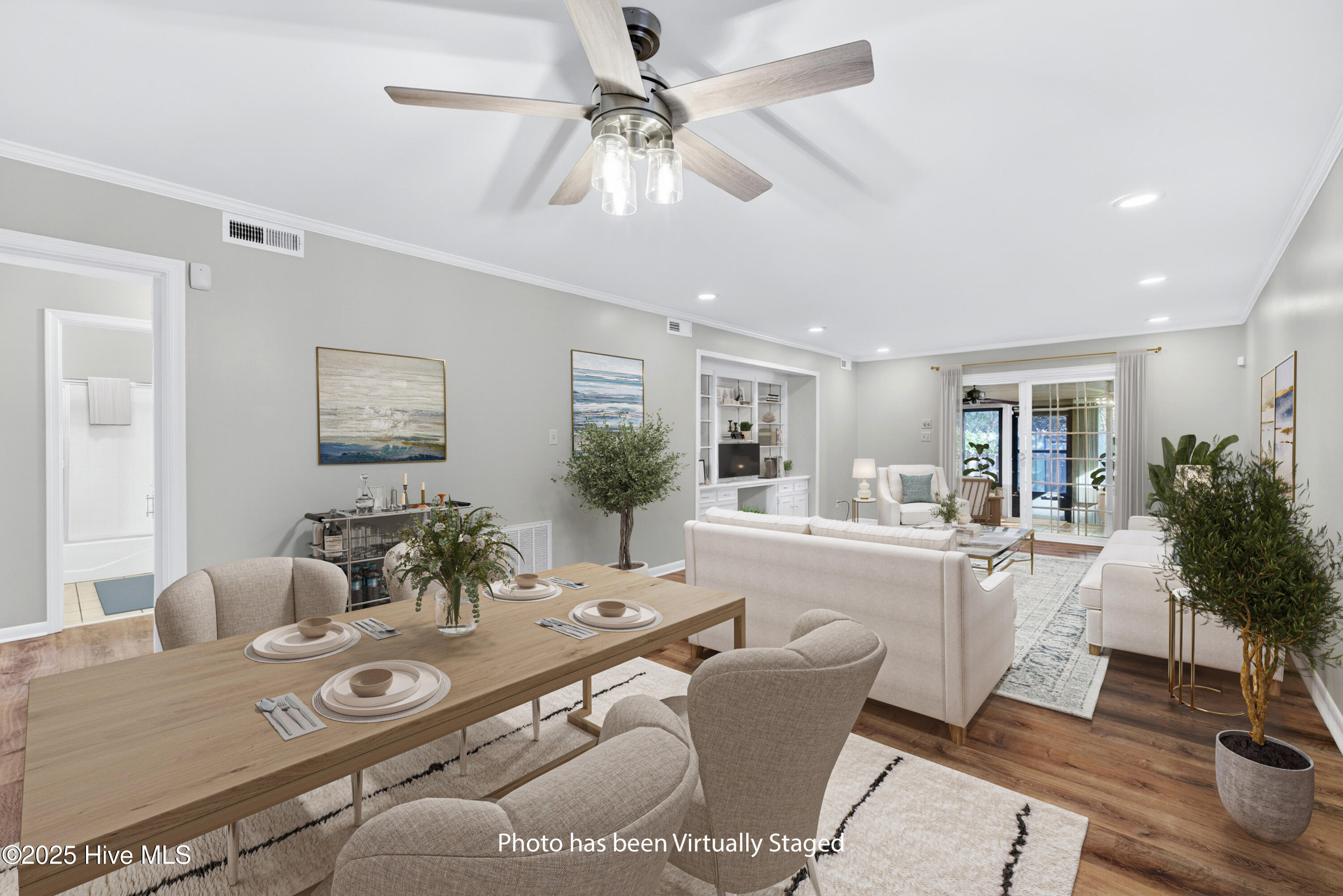 100546761 | Photo 15