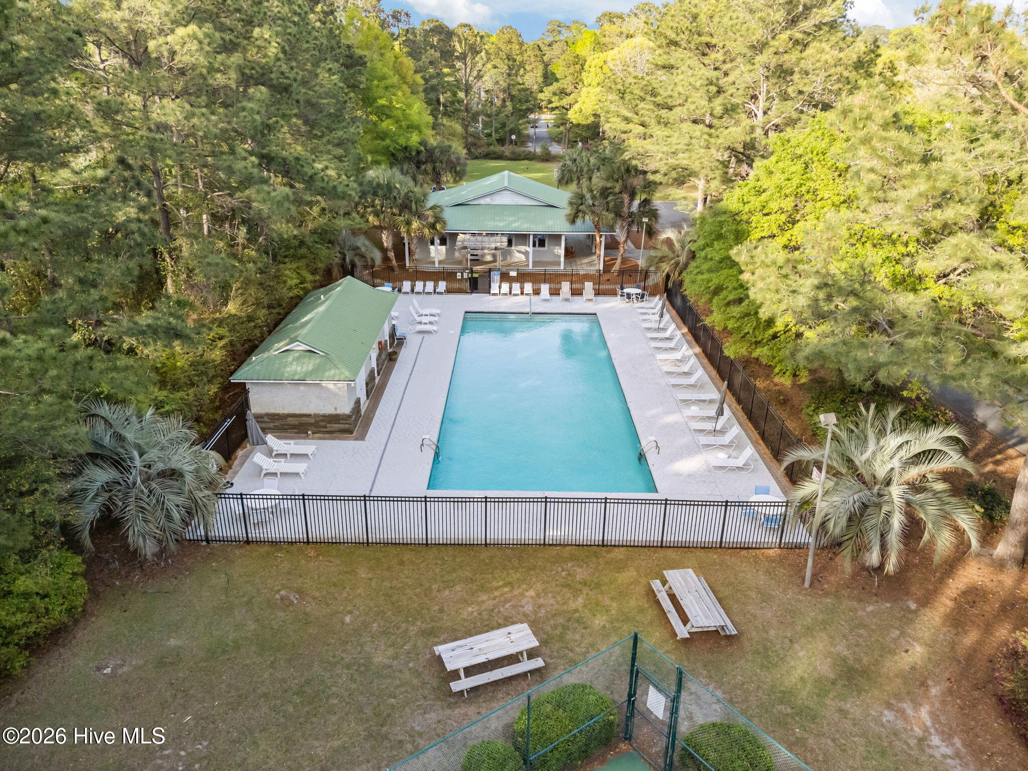 745 Zekes Run, Wilmington, NC 28411 – photo 14: 14-web-or-mls-DJI_20260408180316_0468_D