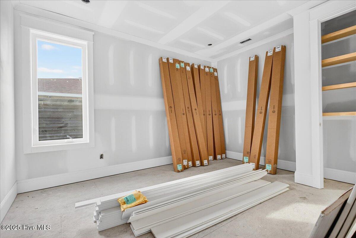 100543300 | Photo 27