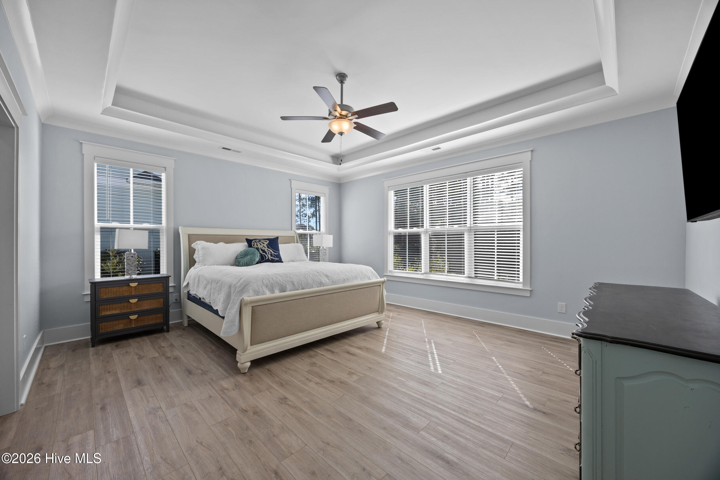 100555433 | Photo 47