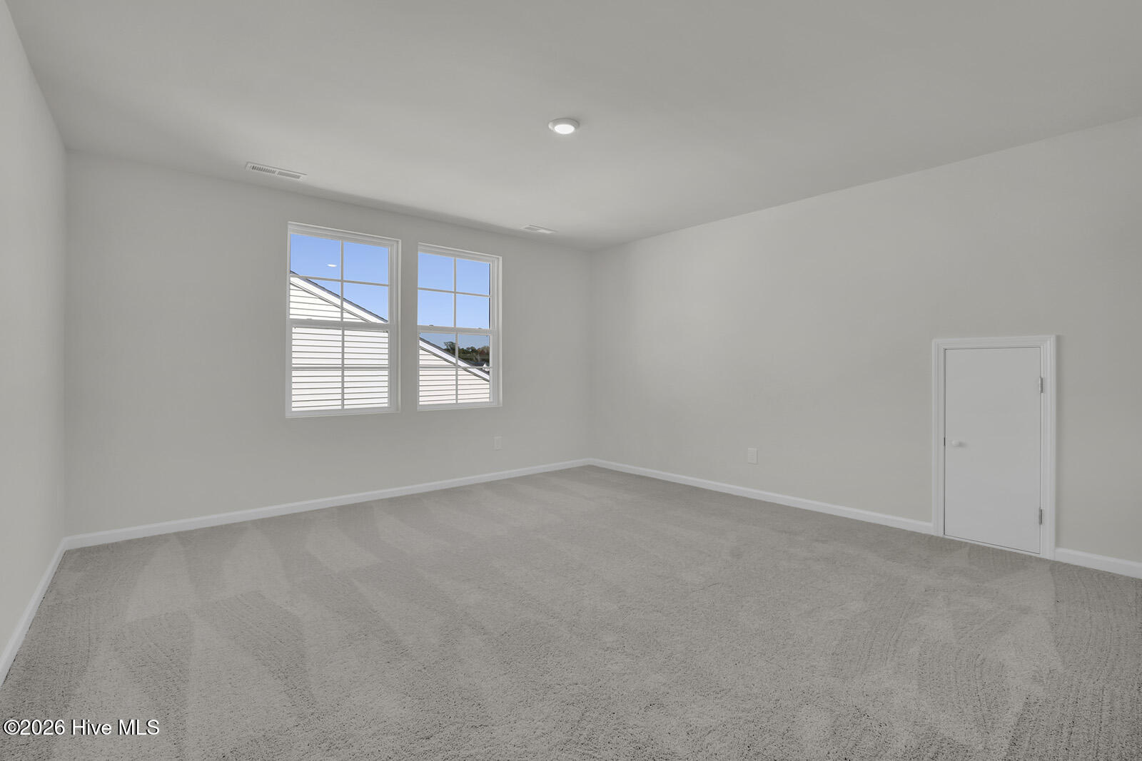 100550326 | Photo 23