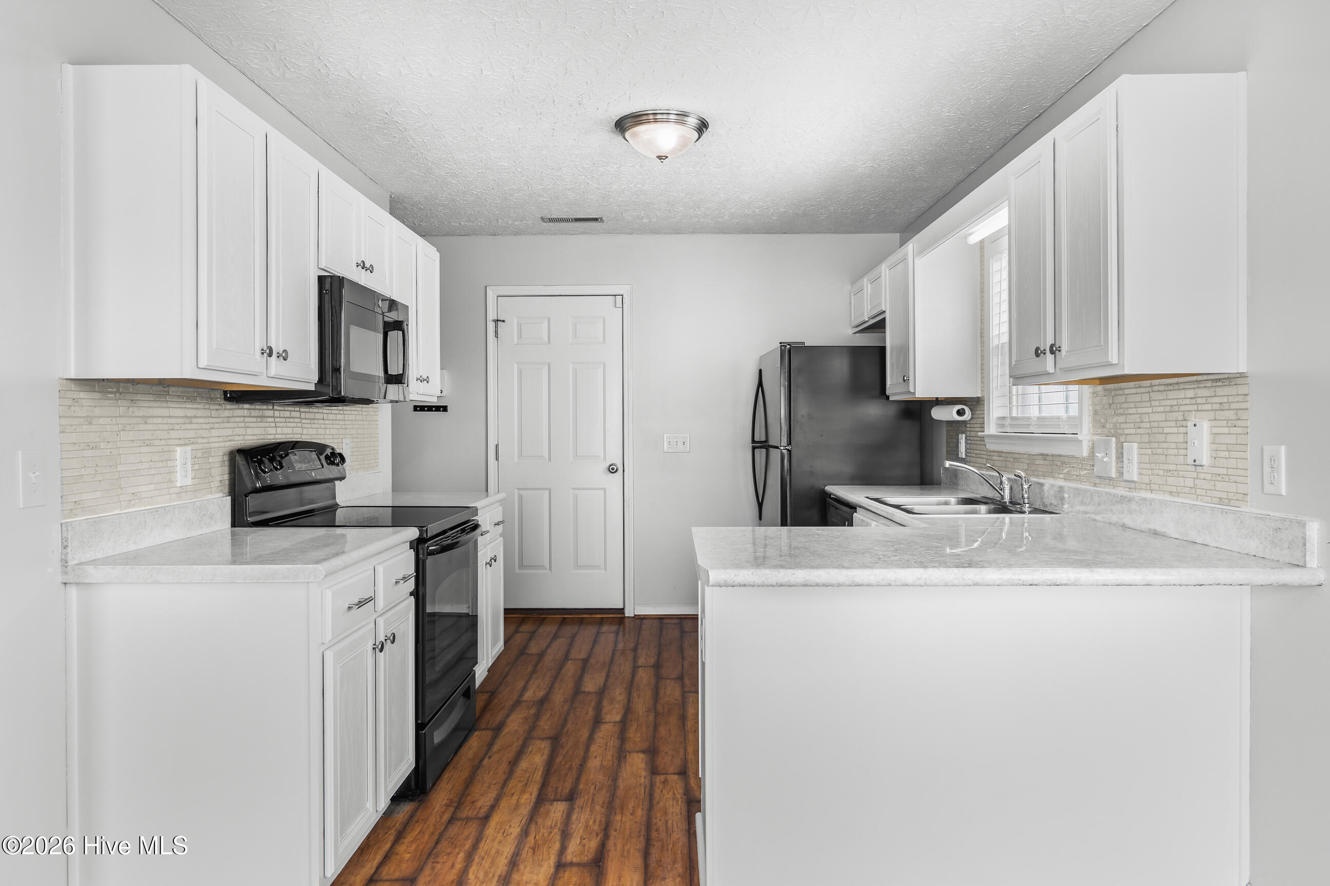 100550522 | Photo 10