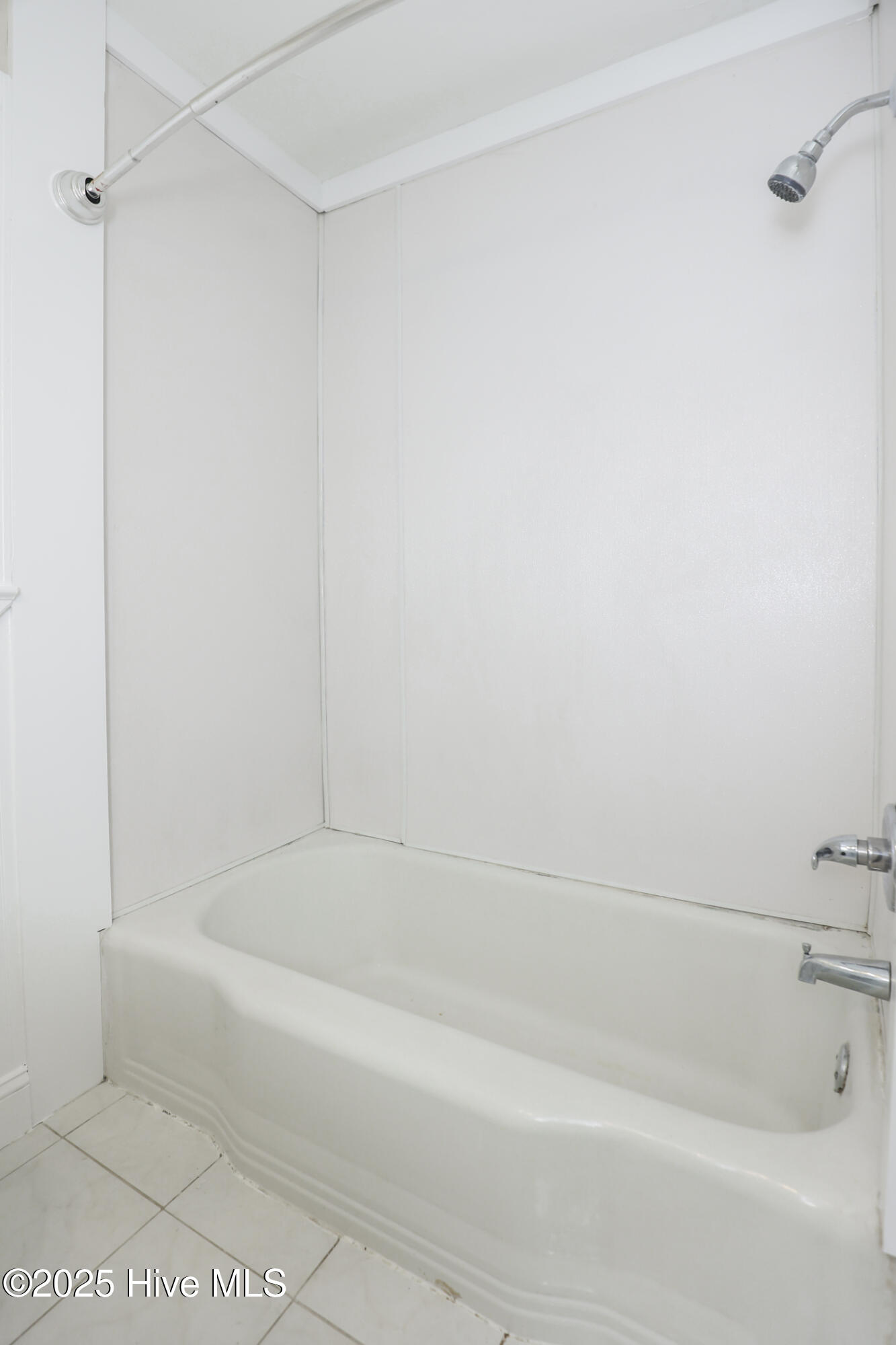 100542091 | Photo 22