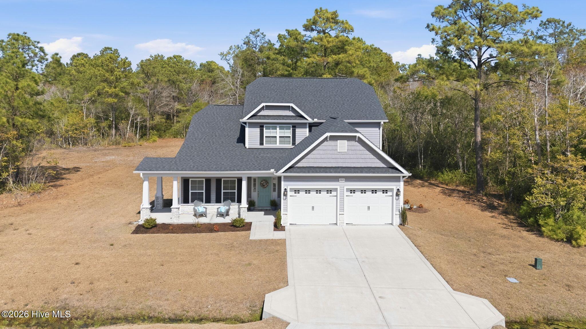 100558926 | Photo 56