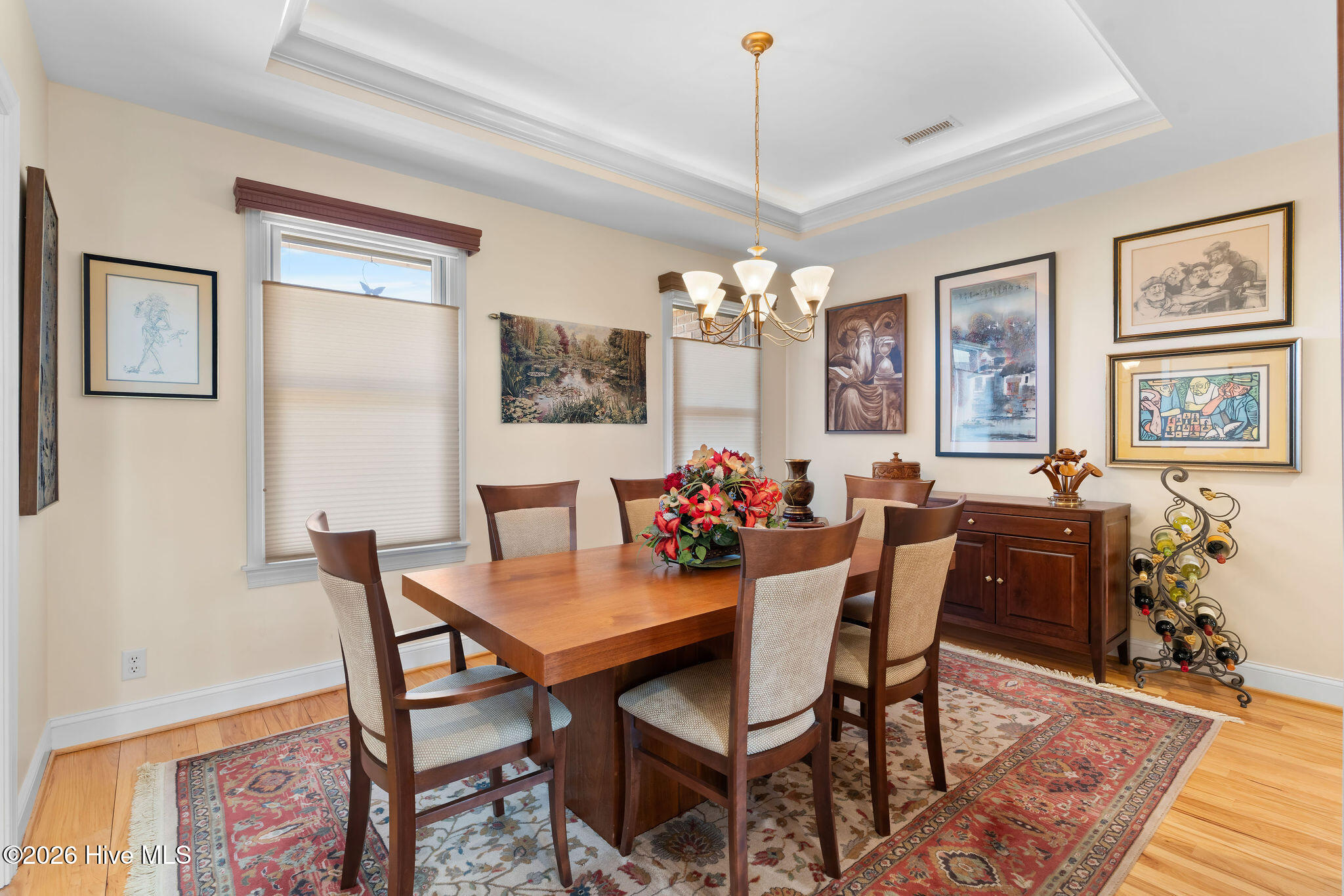 100548545 | Photo 40