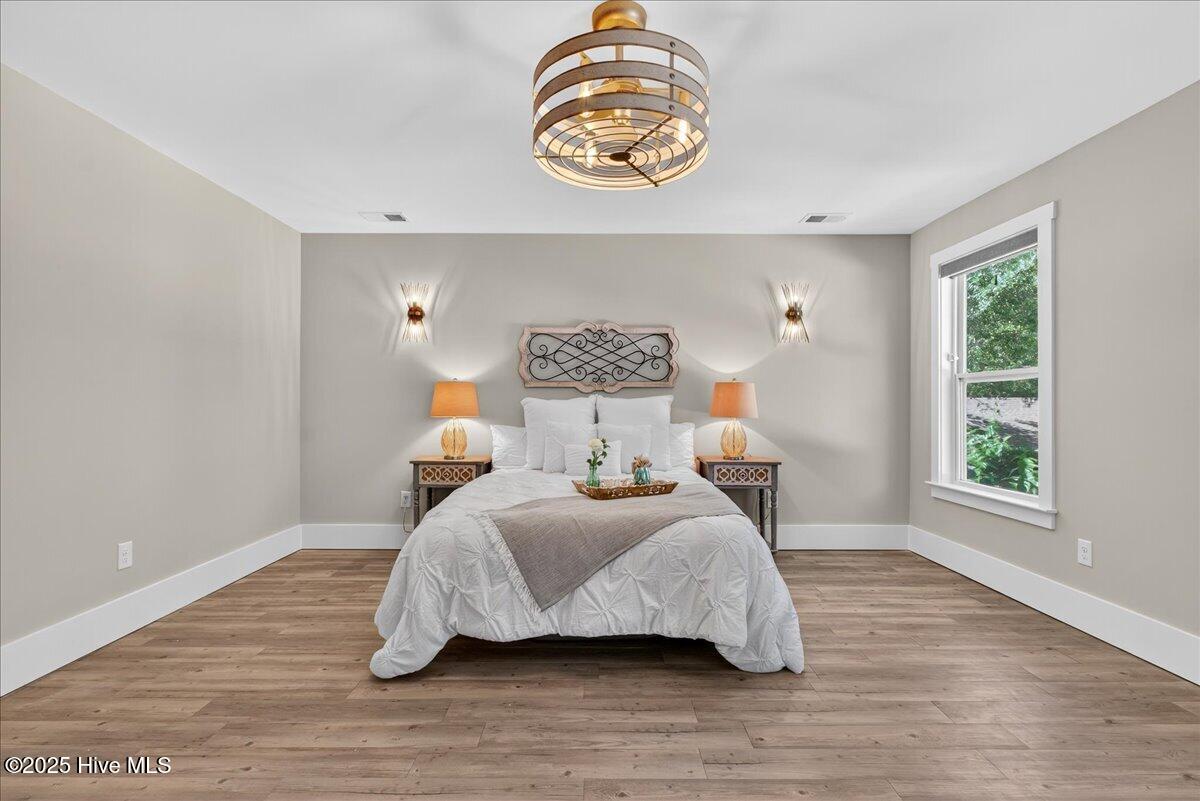 100514096 | Photo 49