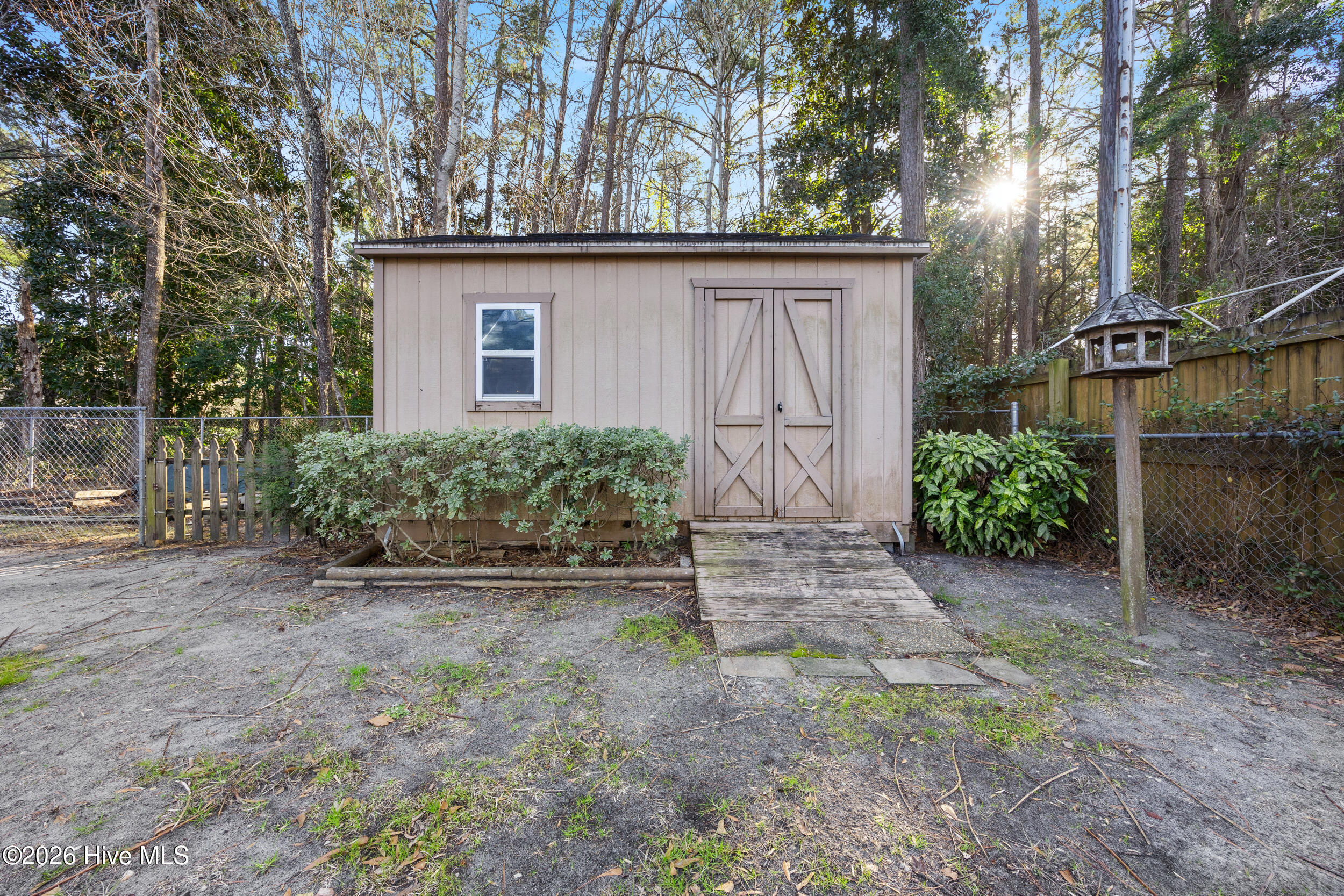 100557284 | Photo 36