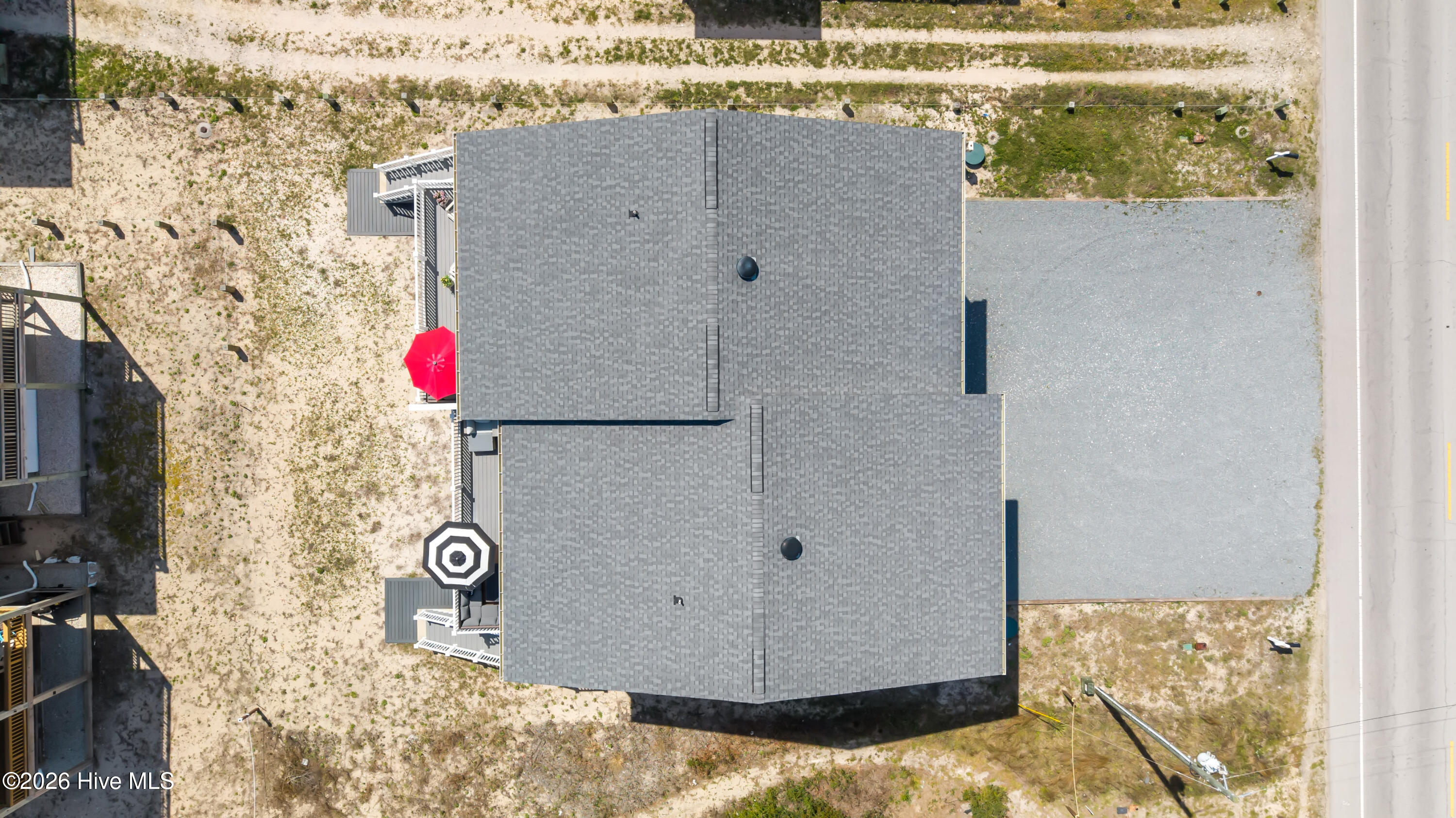 100564828 | Photo 42