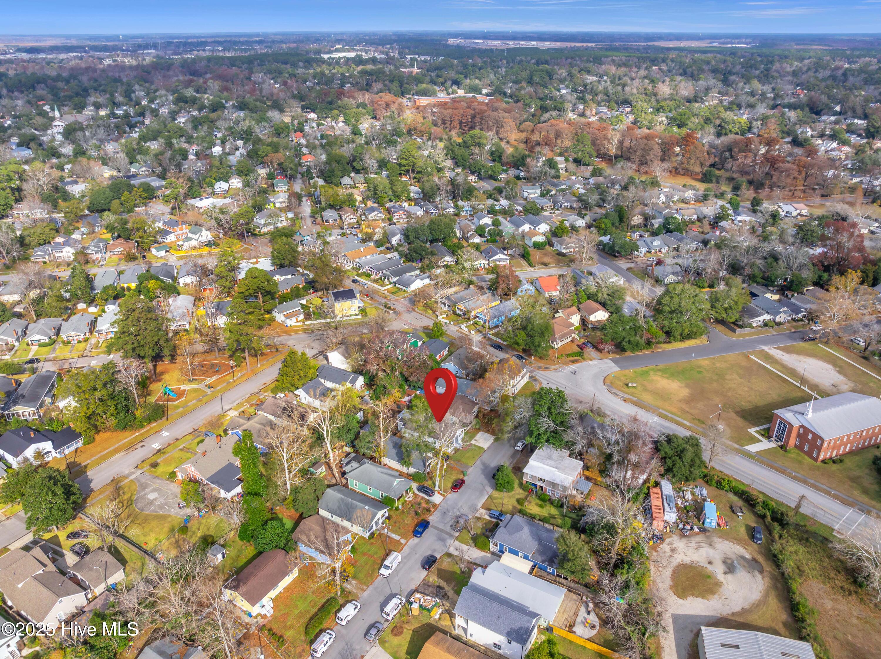 100543945 | Photo 38