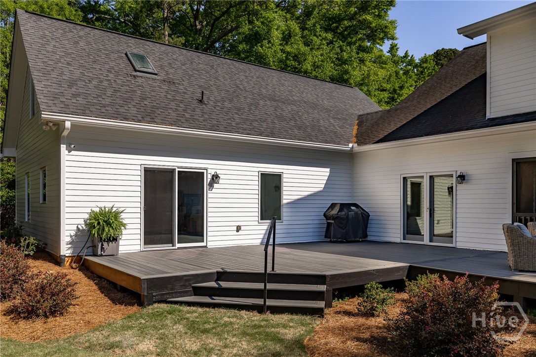 385 Woodward Way
