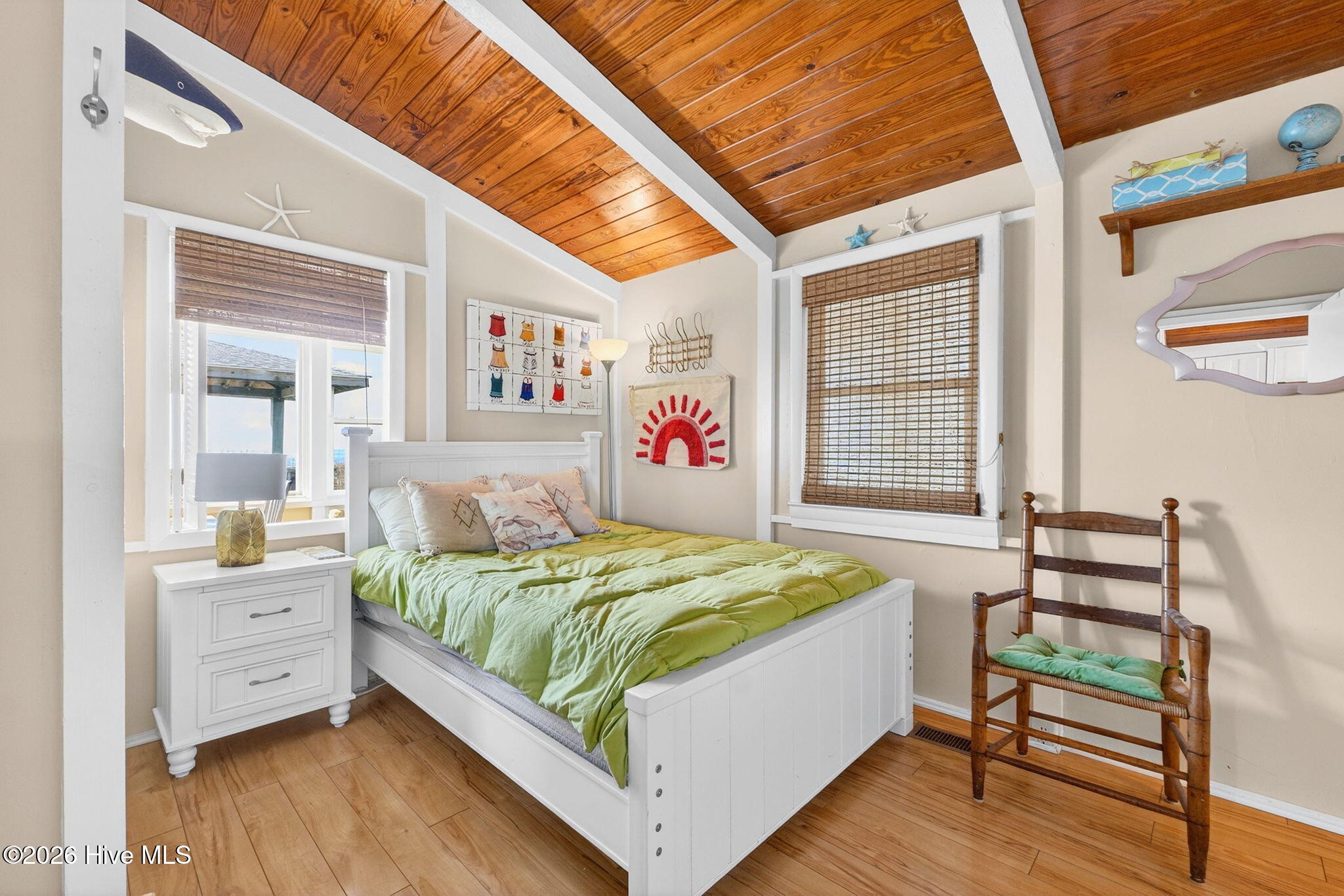 100559967 | Photo 29