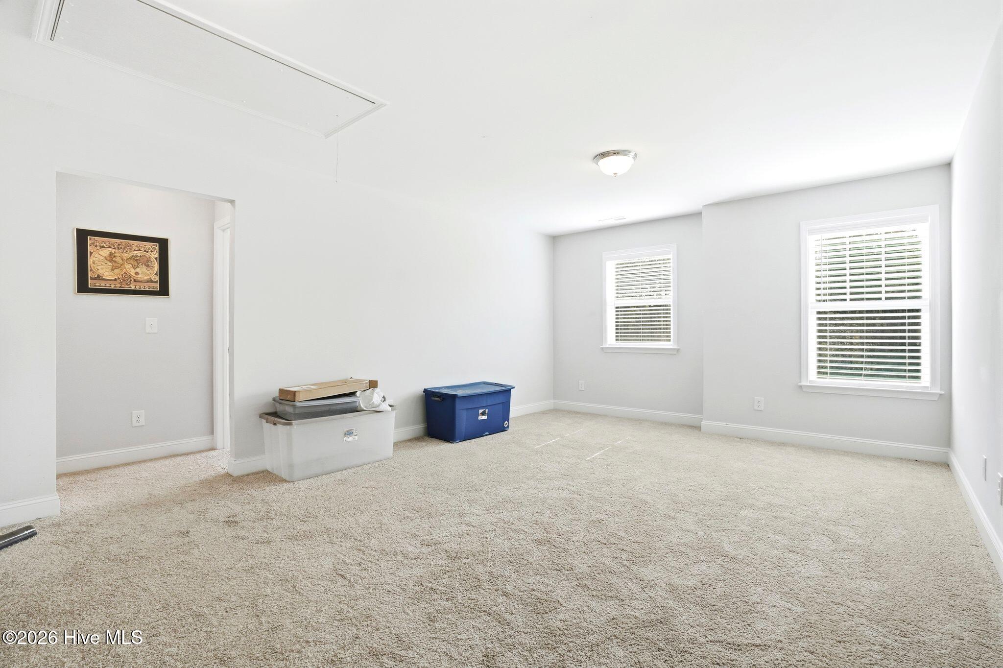 100567646 | Photo 44