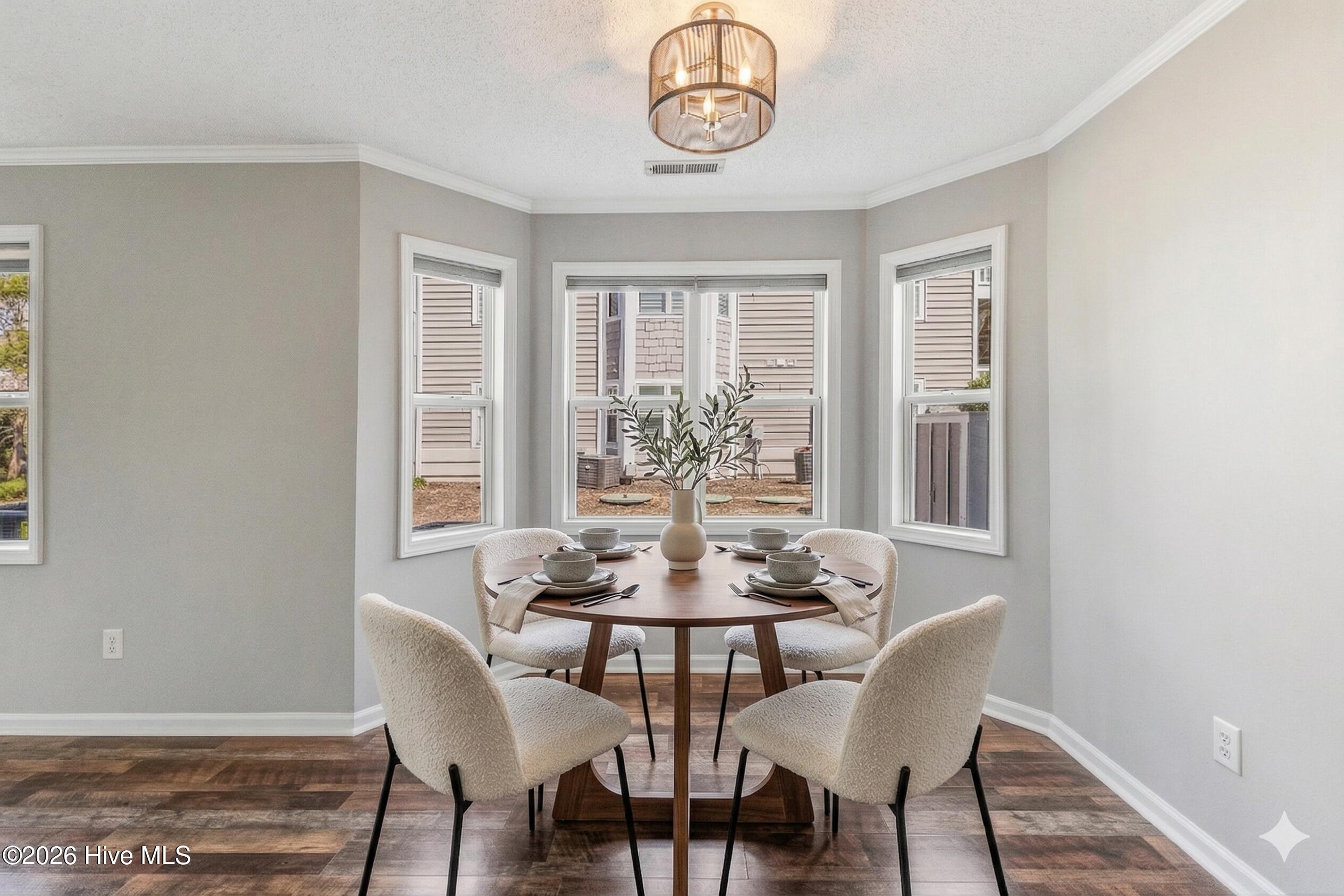 100562501 | Photo 16