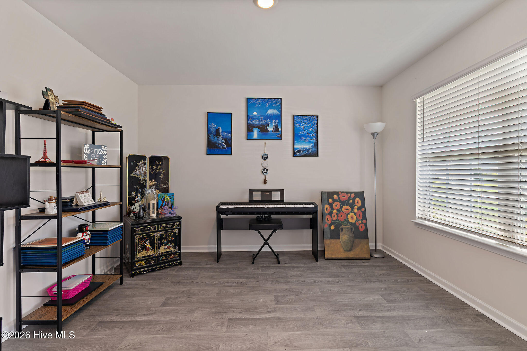 Flex Office or Den
