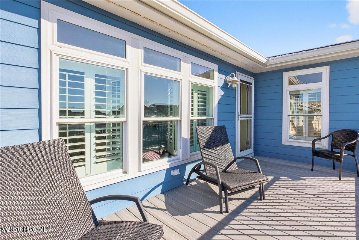 100549636 | Photo 53