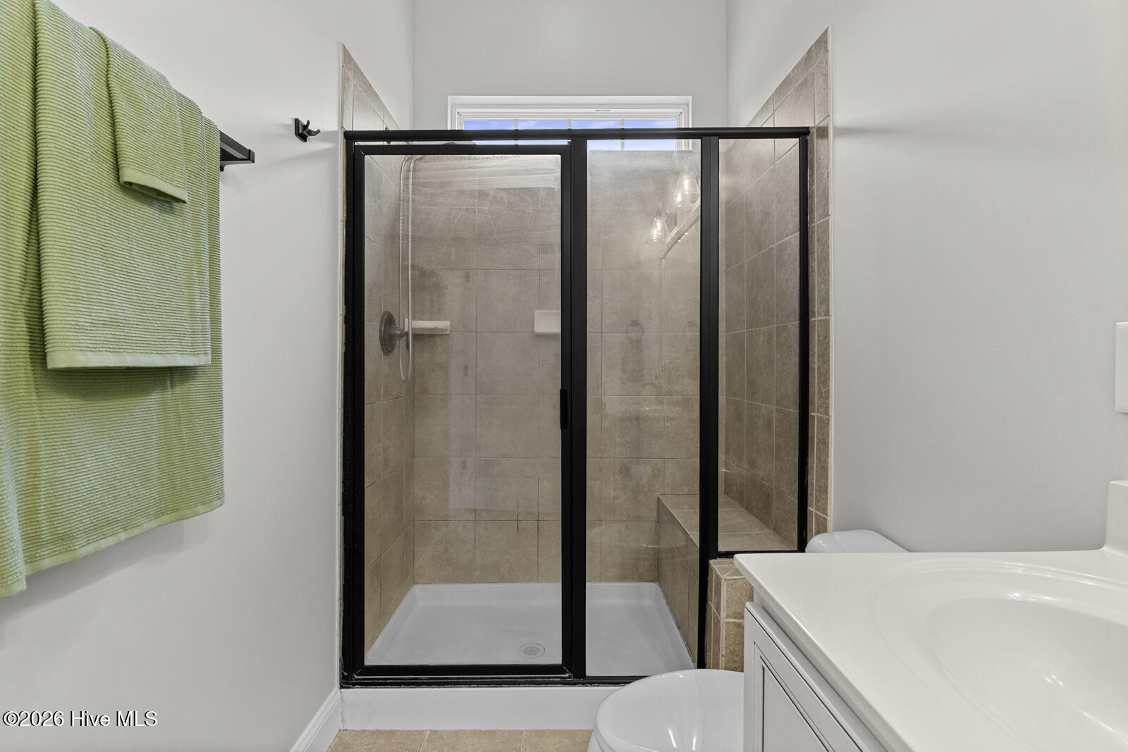 100562904 | Photo 18