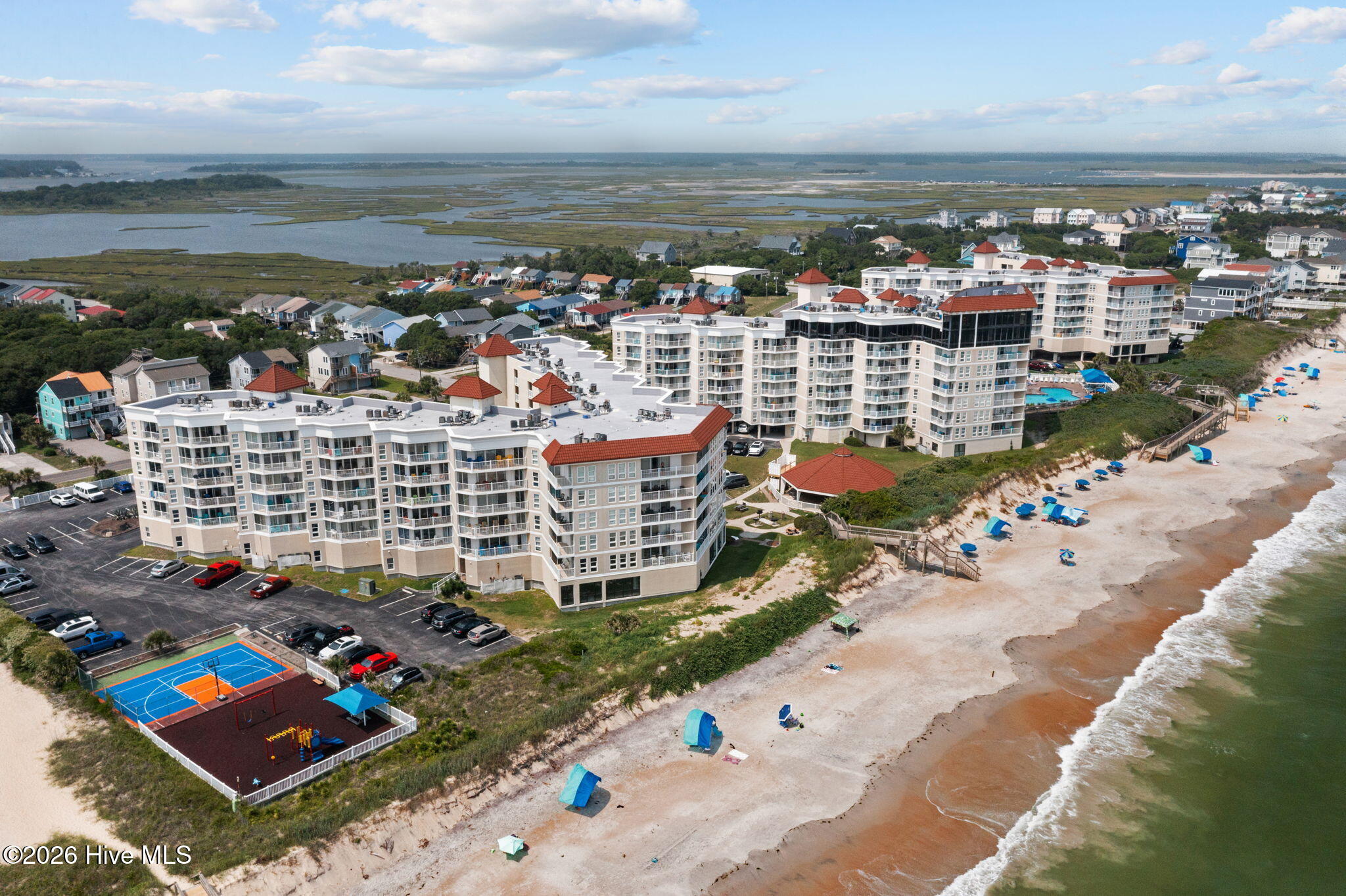 100550416 | Photo 50