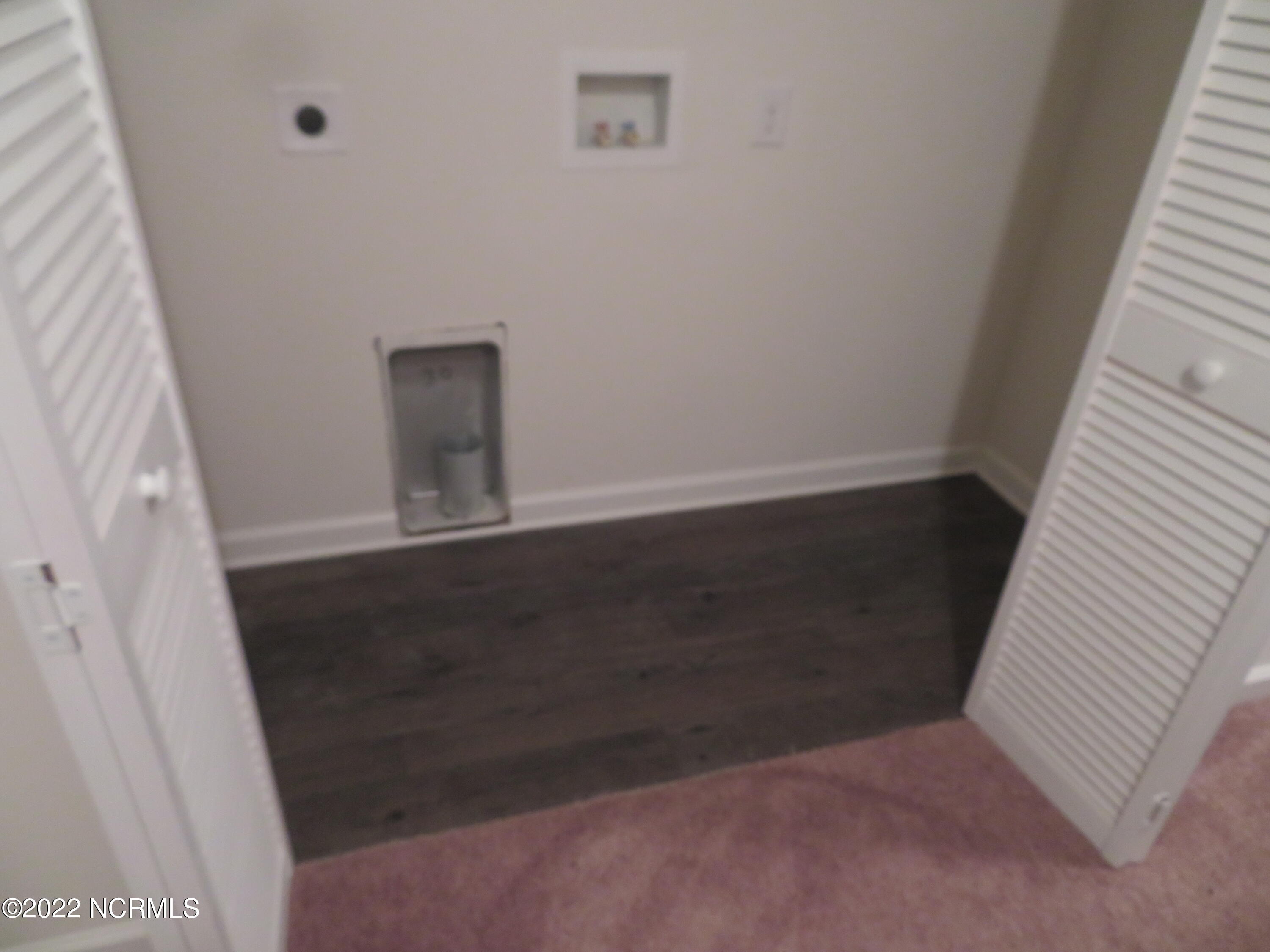 100548375 | Photo 14