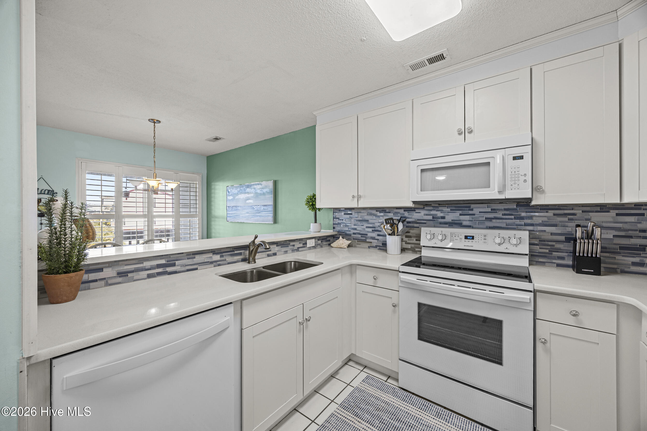 100552554 | Photo 14