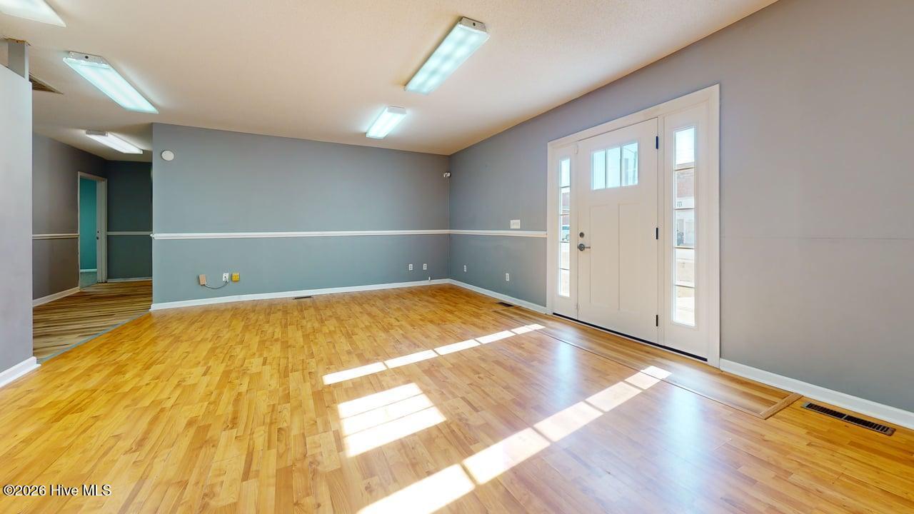 231 New Bridge Street, Jacksonville, NC, 28540