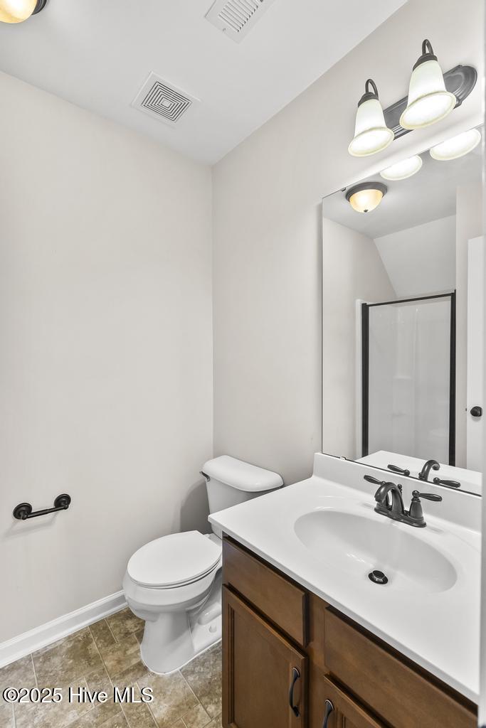 100536602 | Photo 35