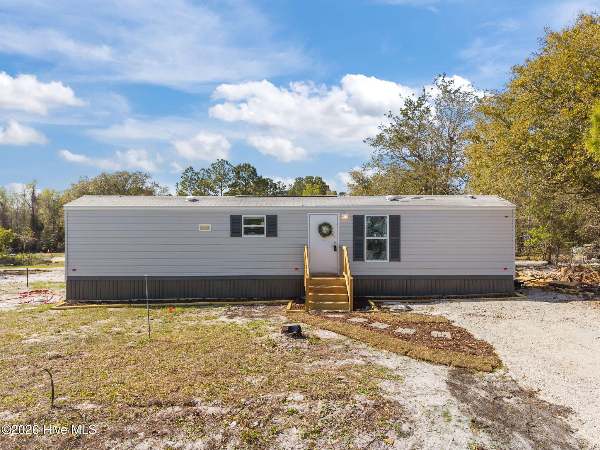 100567345 | Photo 19