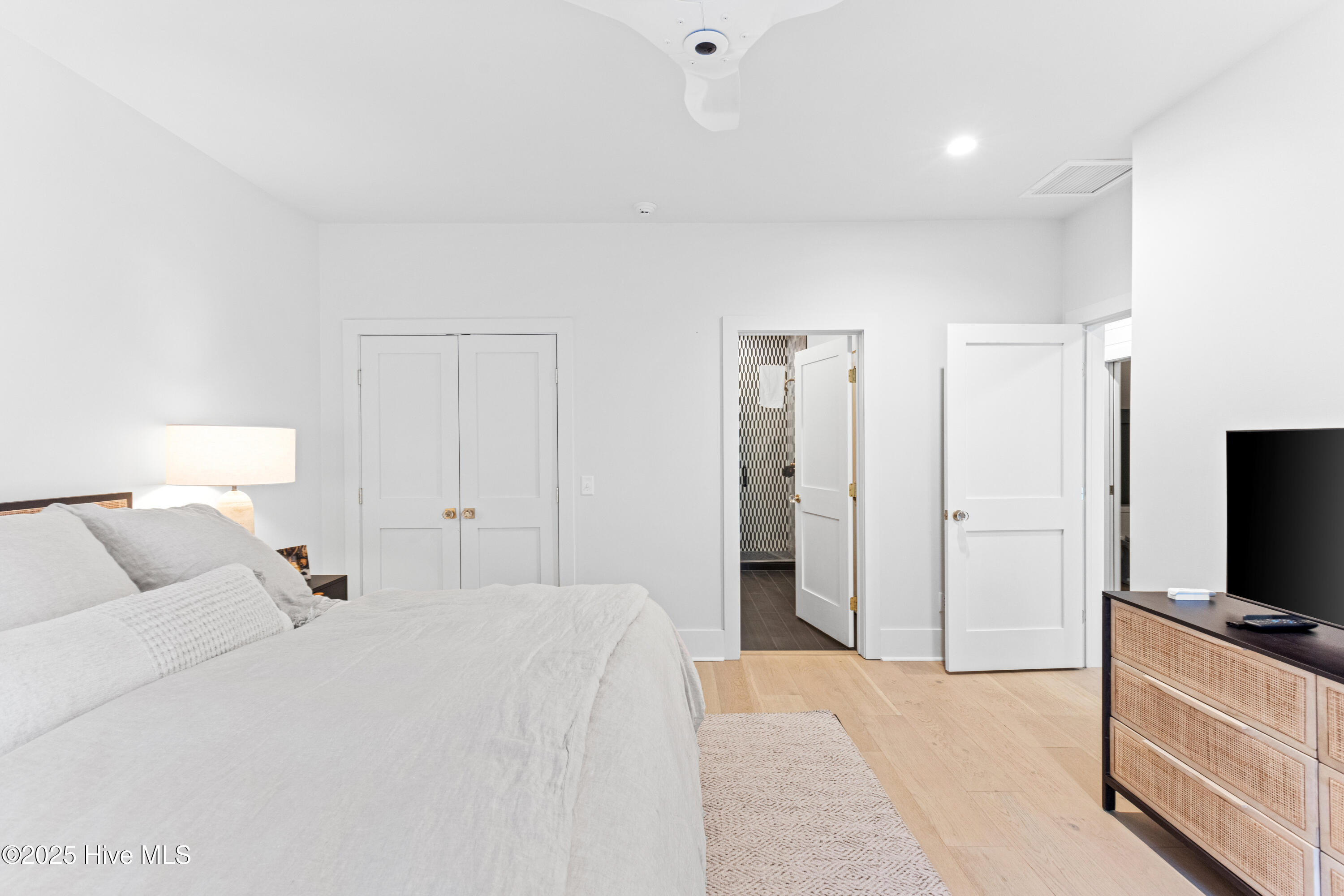 100521321 | Photo 39