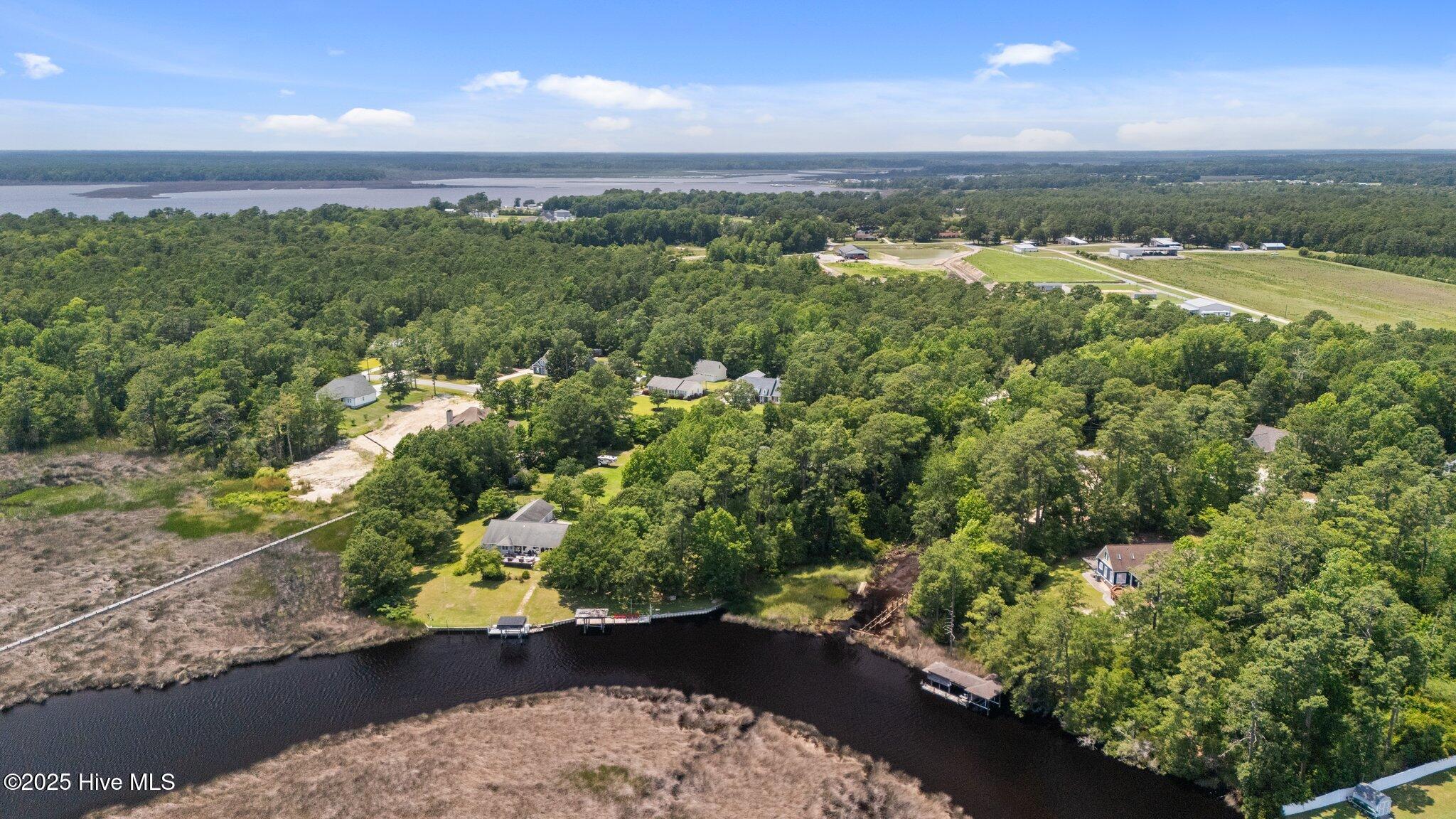 100517626 | Photo 55