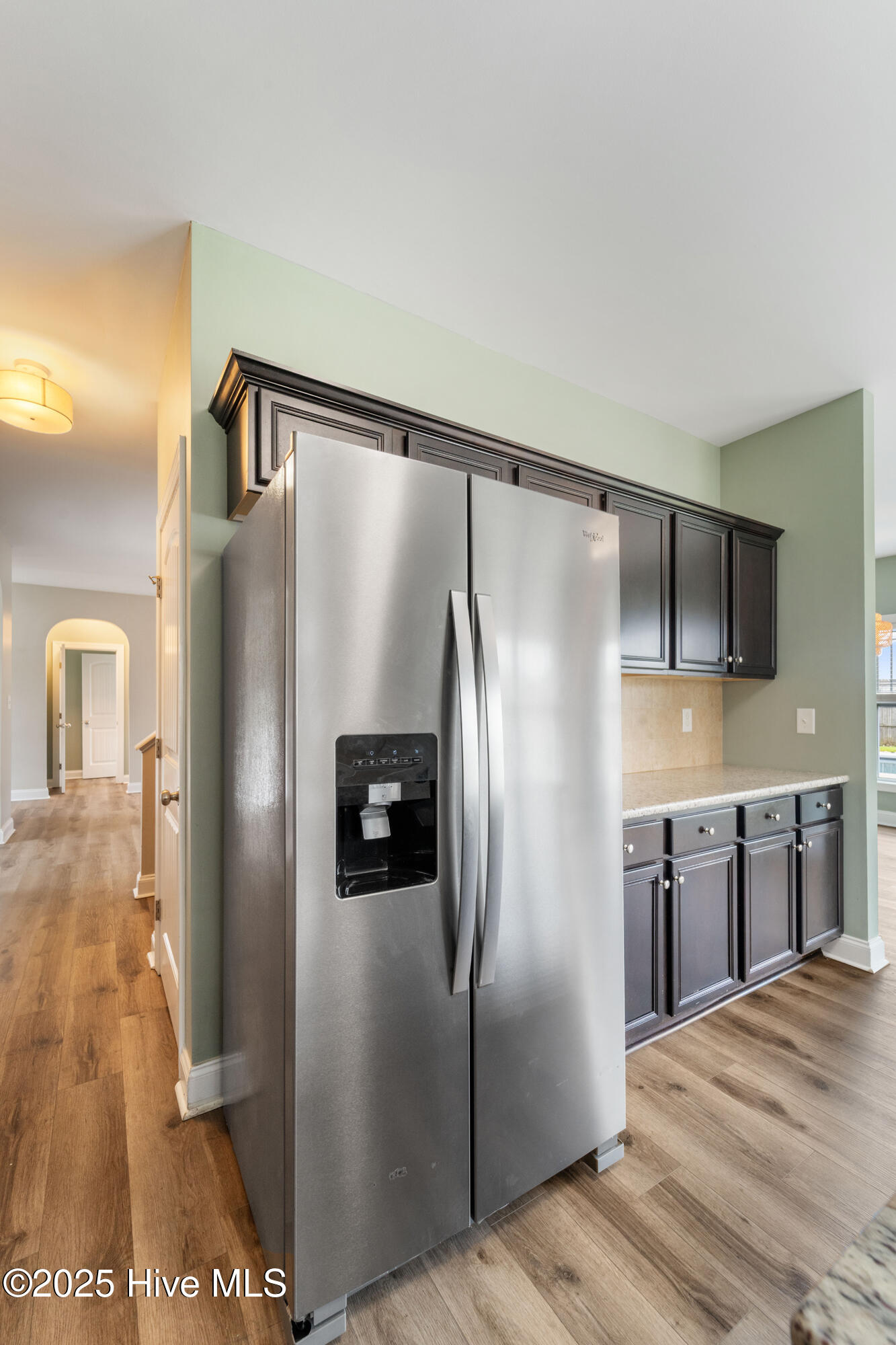 100525842 | Photo 42