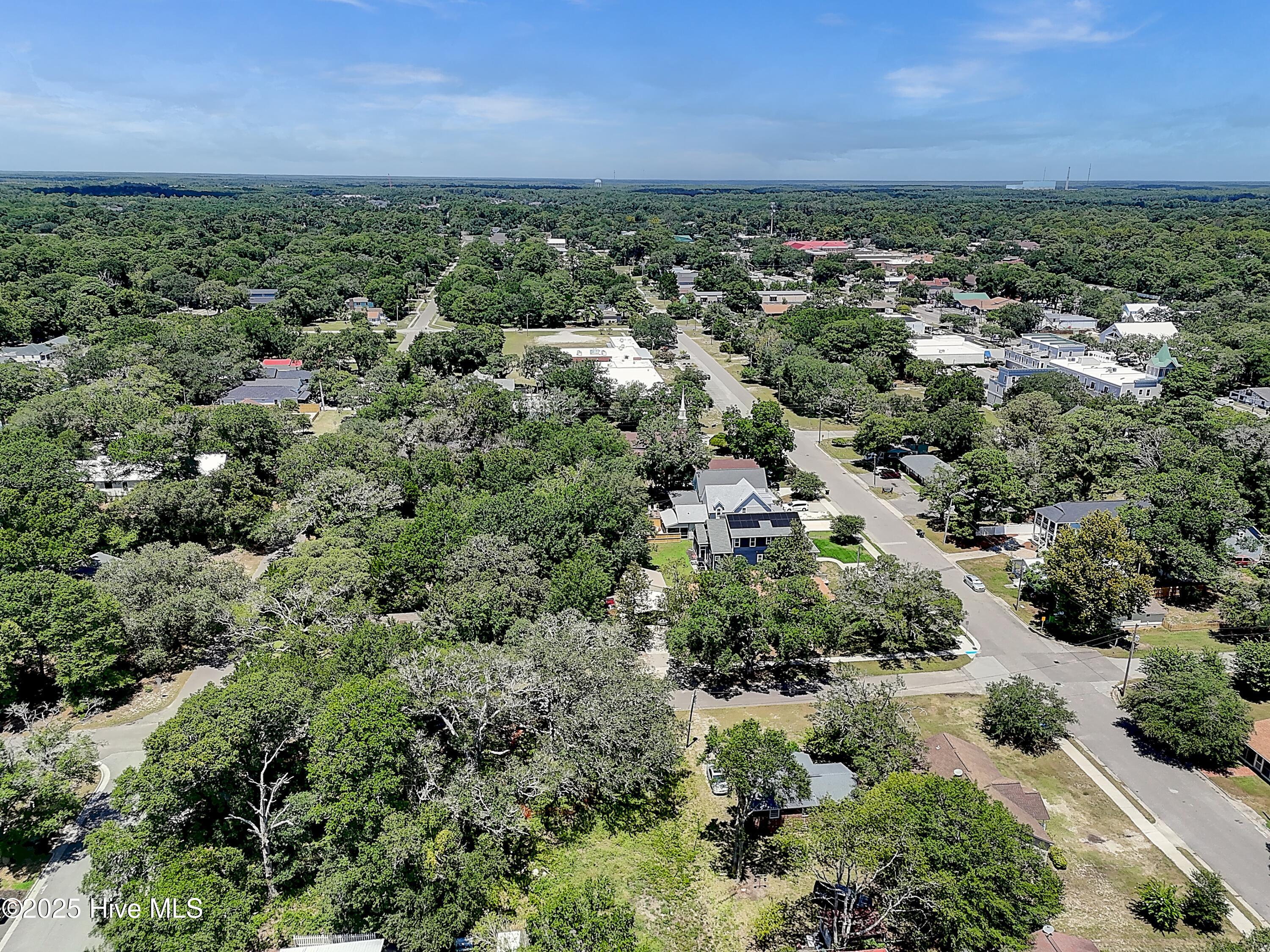 100521668 | Photo 18