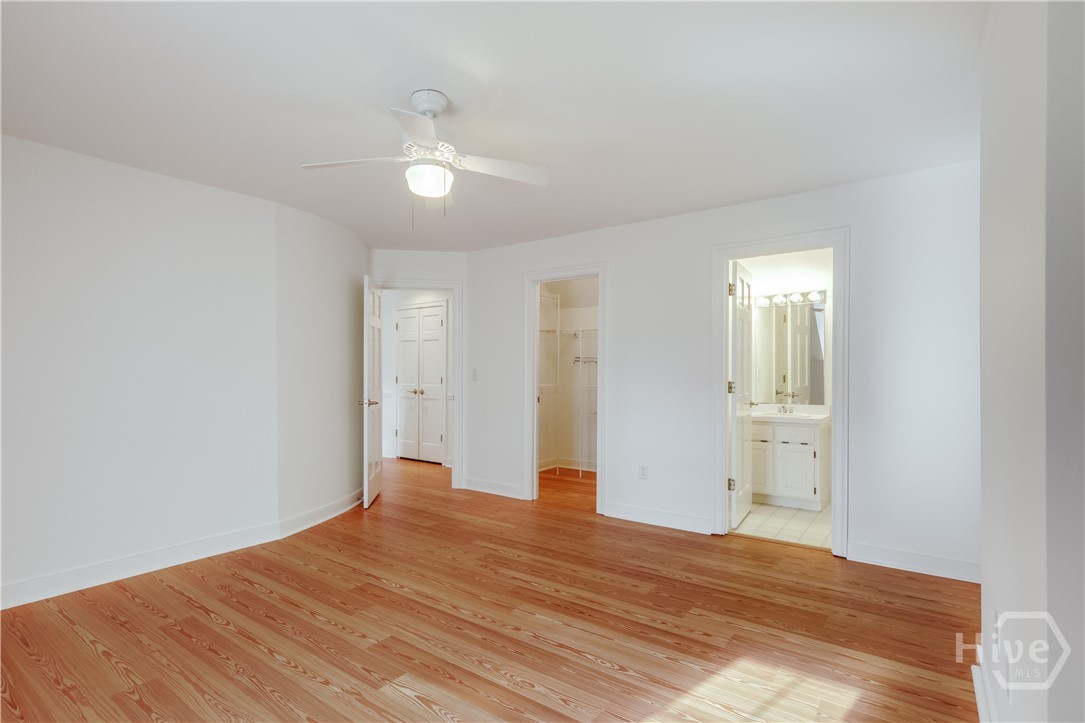 Upstairs Bedroom 1