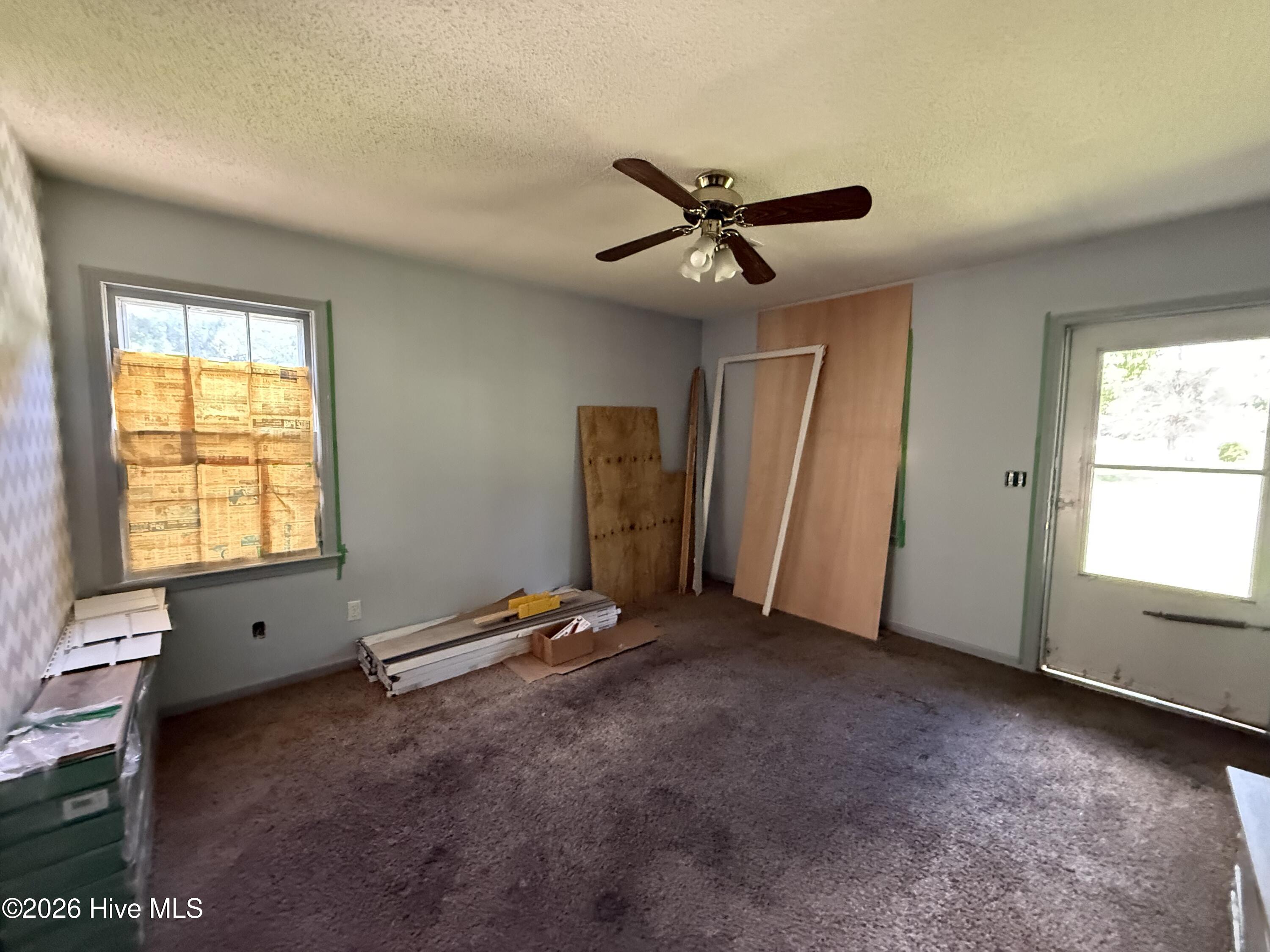 Photo 2 of Single family home for sale at 221 Faulk St, Williamston, NC 27892 | MLS# 100608158 | Listing updated on 2026-10-05