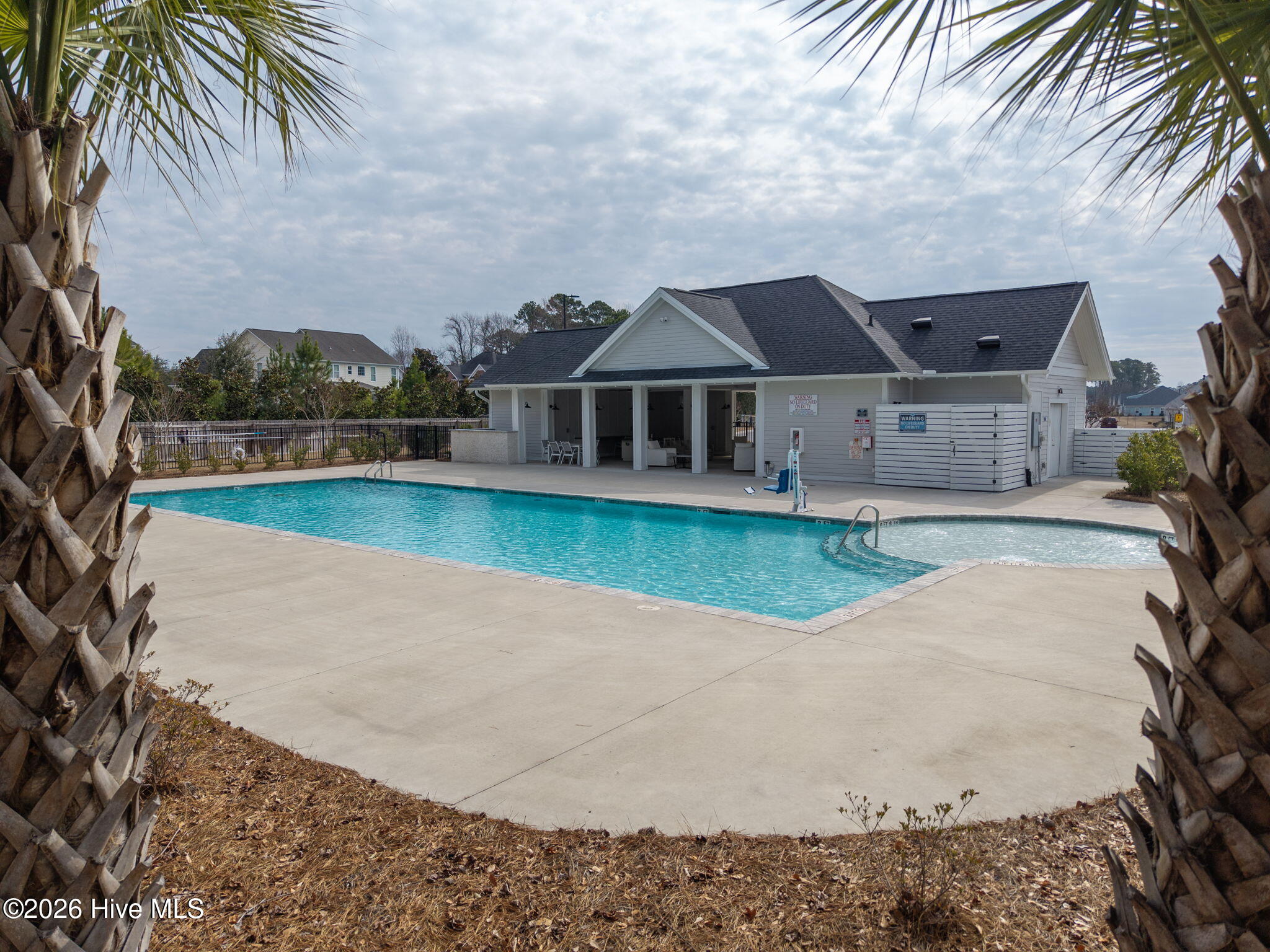 100555424 | Photo 62