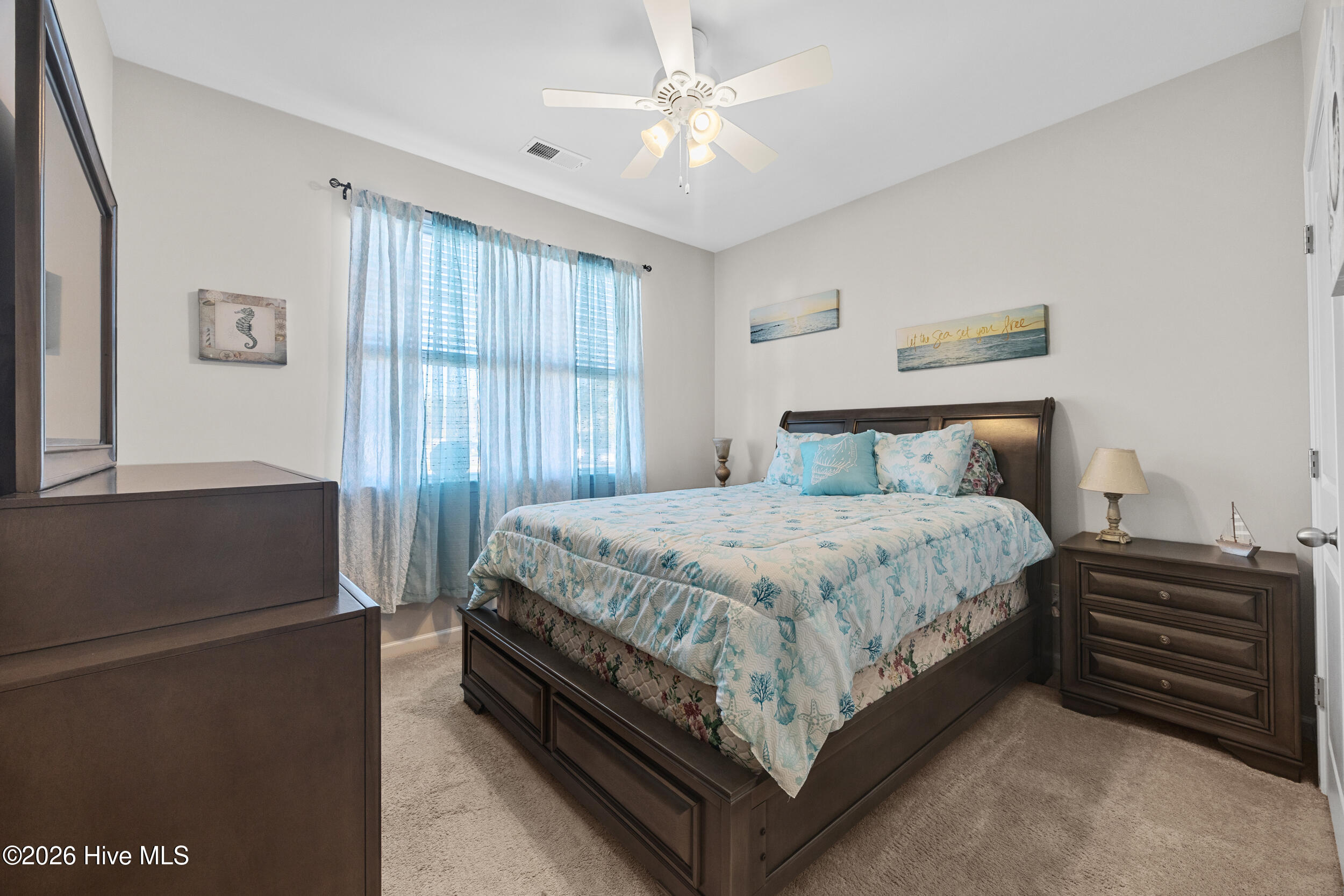 100561160 | Photo 22