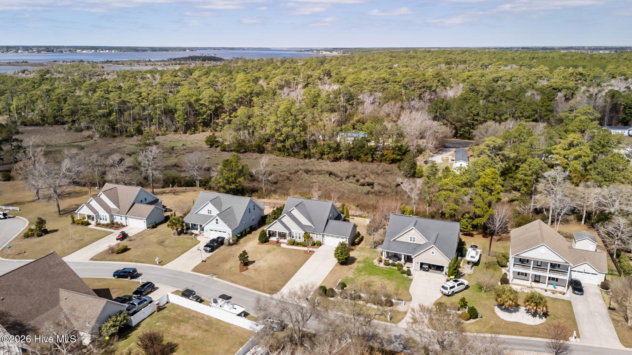 100560213 | Photo 45