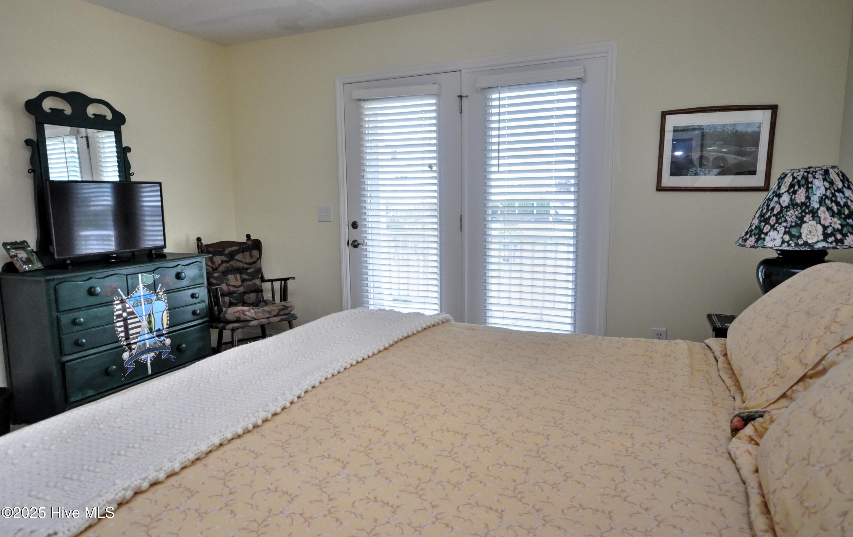 100538748 | Photo 43