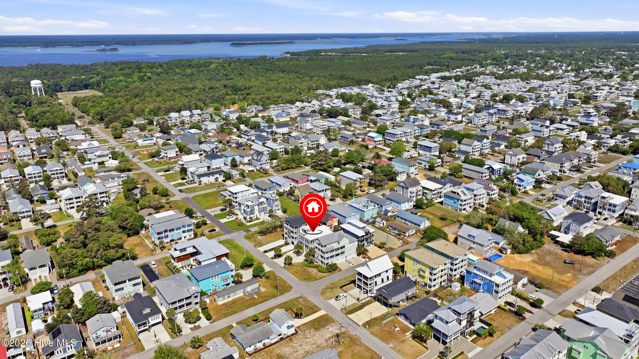 100568408 | Photo 59