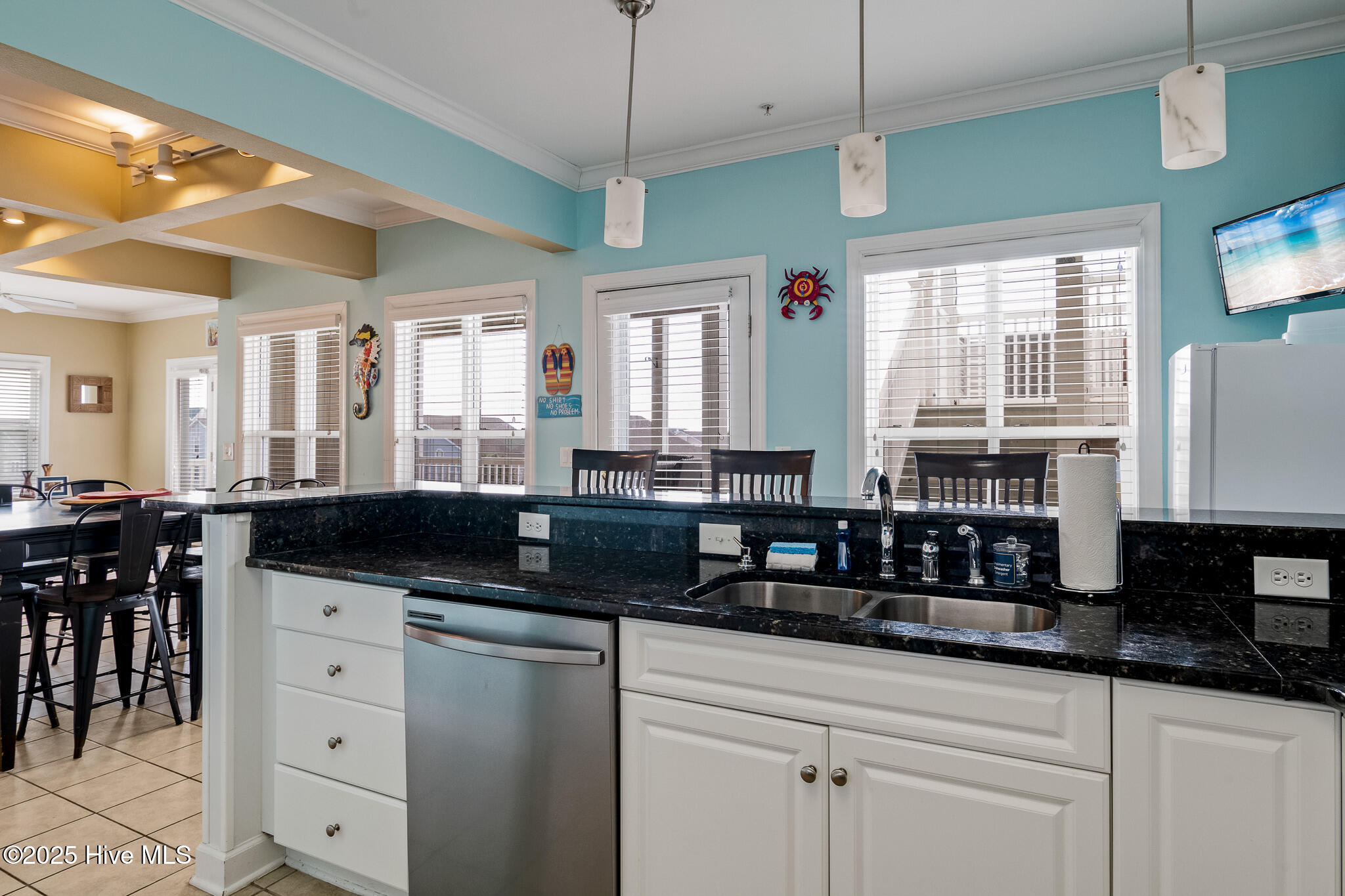 100492217 | Photo 16