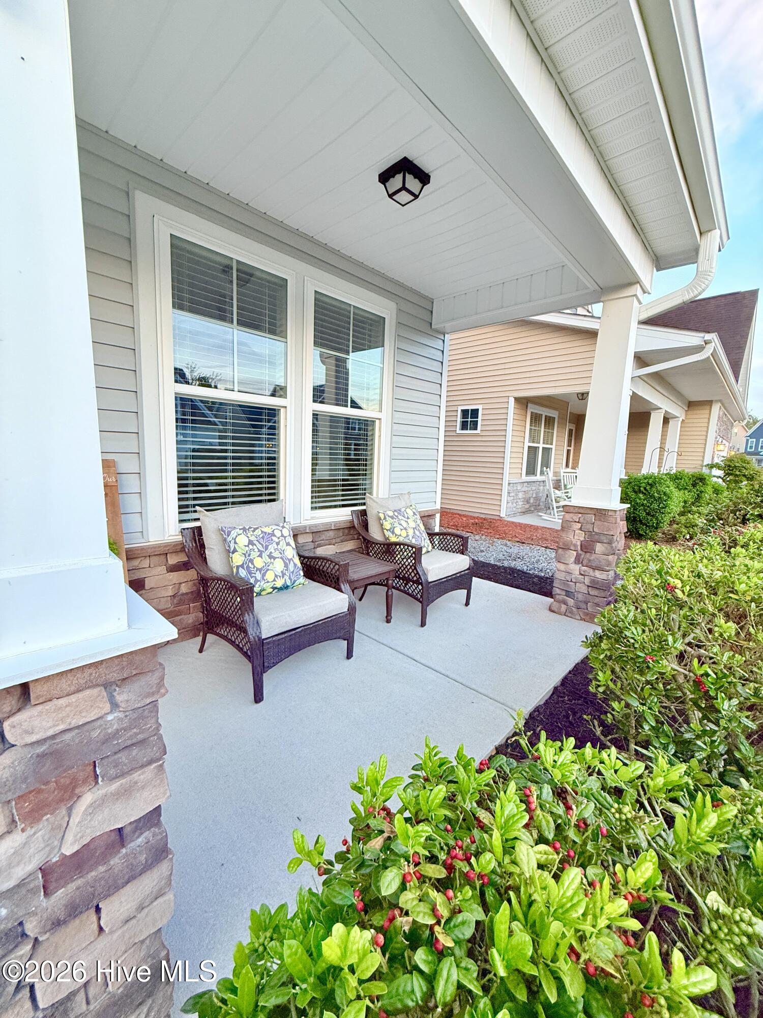 100565908 | Photo 30