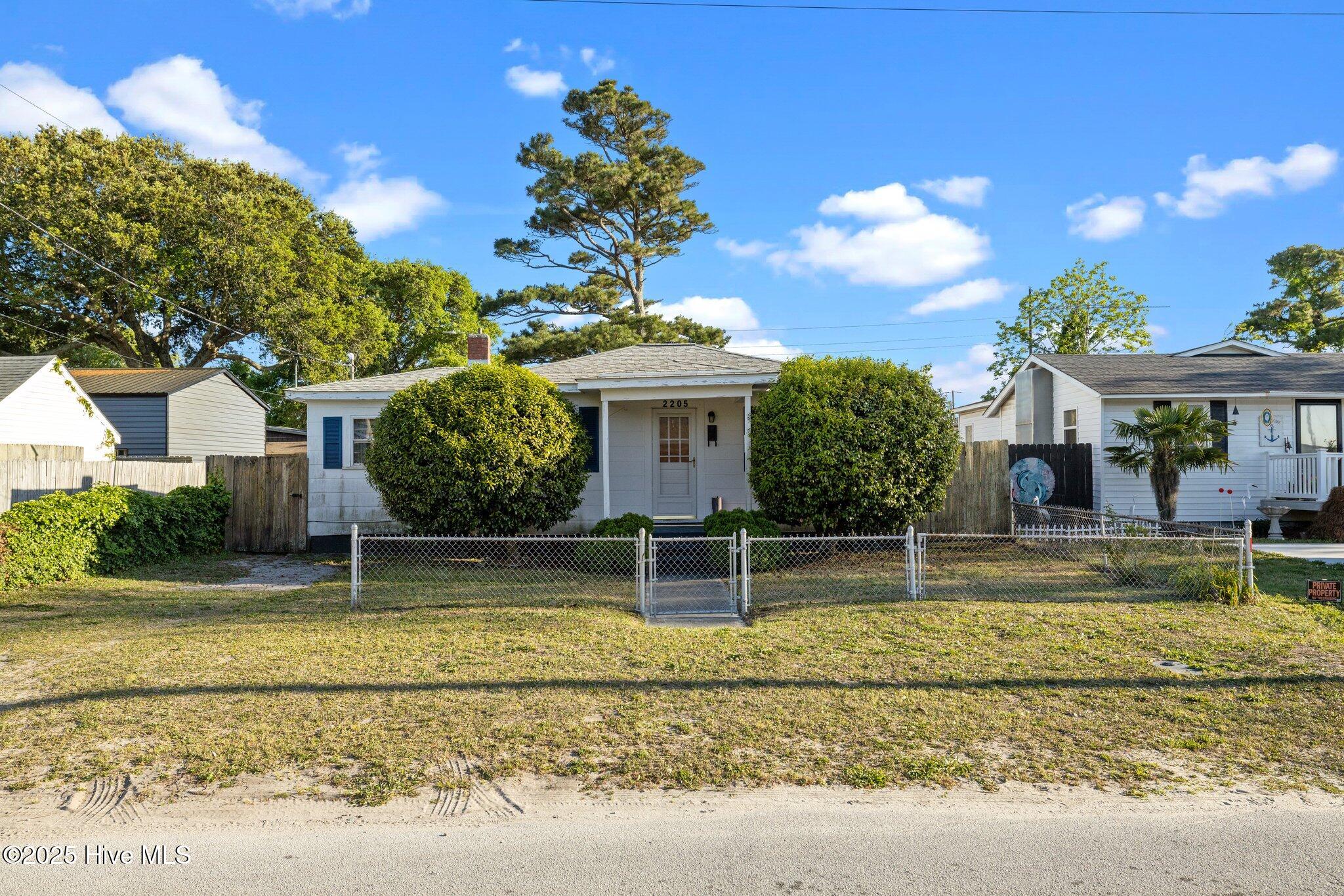 Homes for sale in Morehead City, NC | 2205 Bay St, Morehead City, NC 28557 | MLS# 100504326